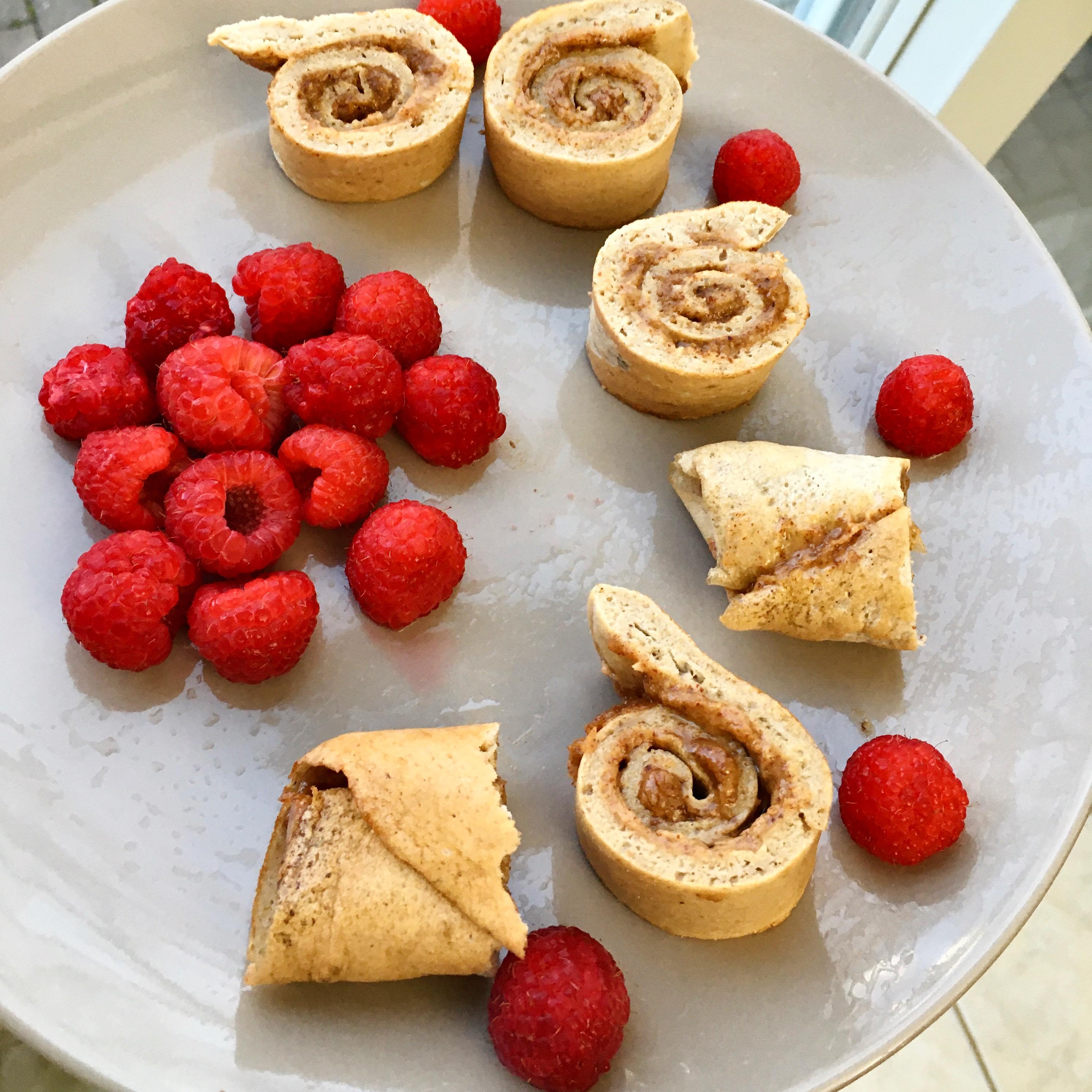 Protein Pancake Rolls .. with fresh berries ) r/glutenfree