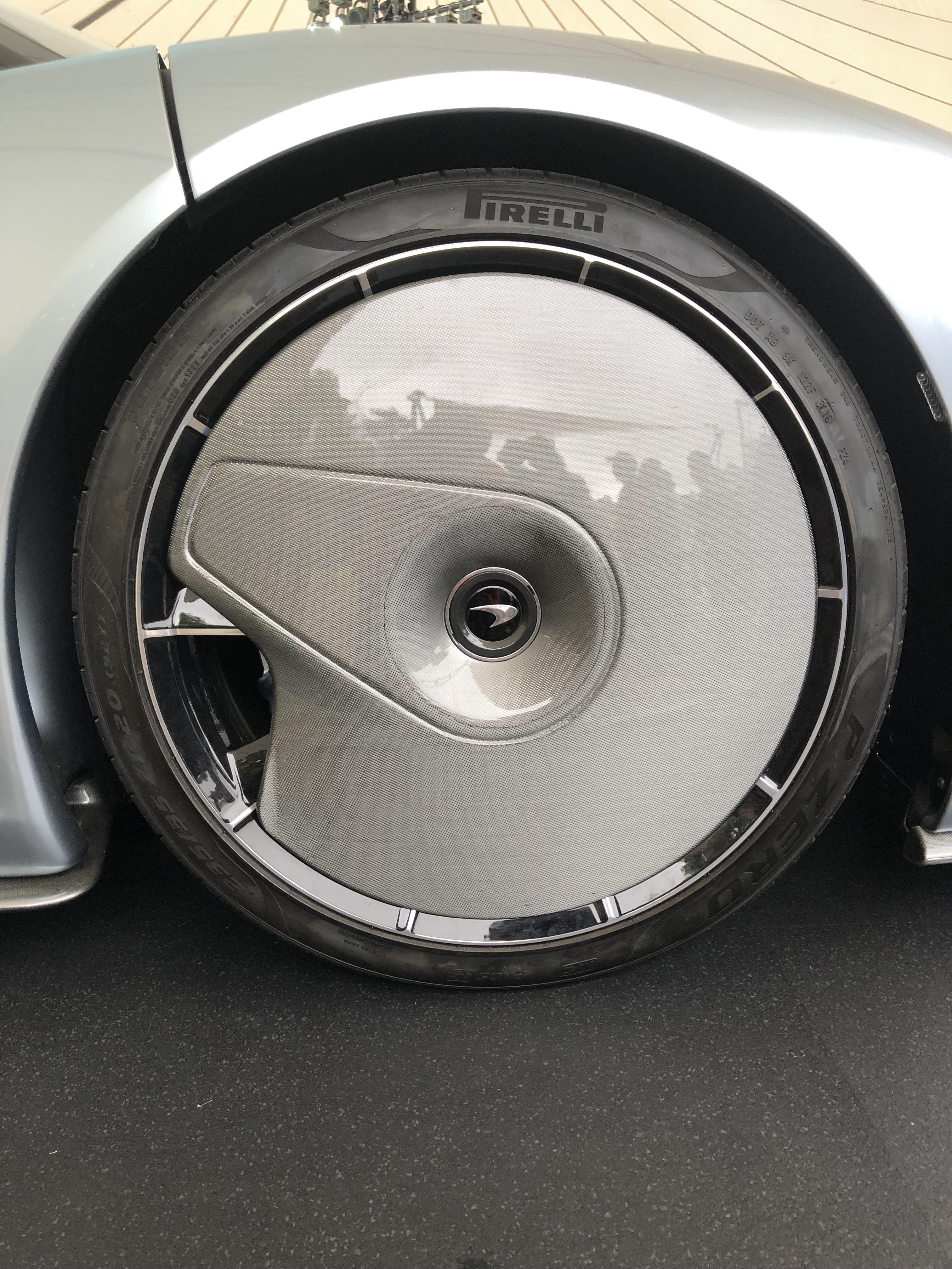 Thoughts on the Speedtail’s wheel plates? Or what ever they are called