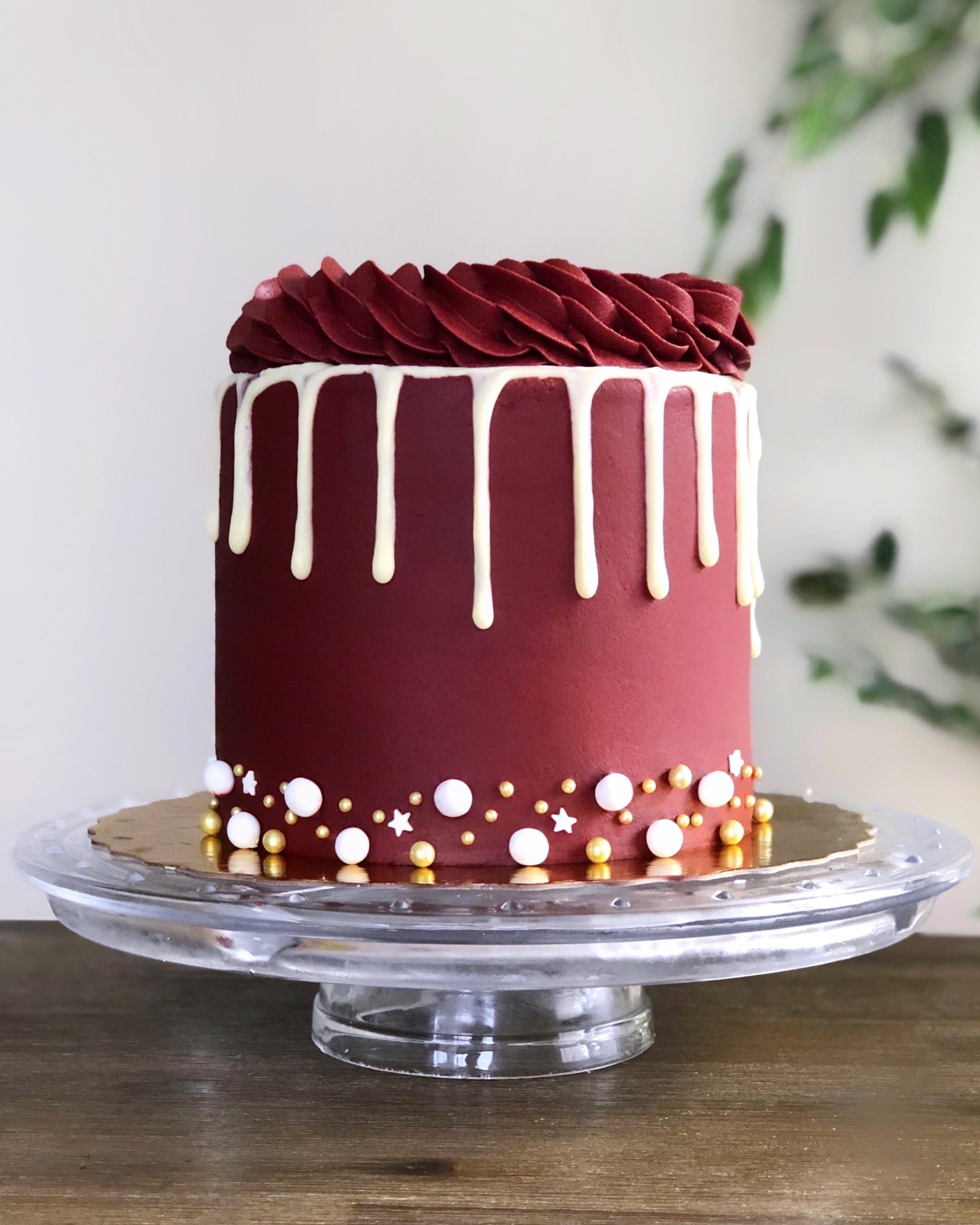 Burgundy autumn inspired cake r/cakedecorating