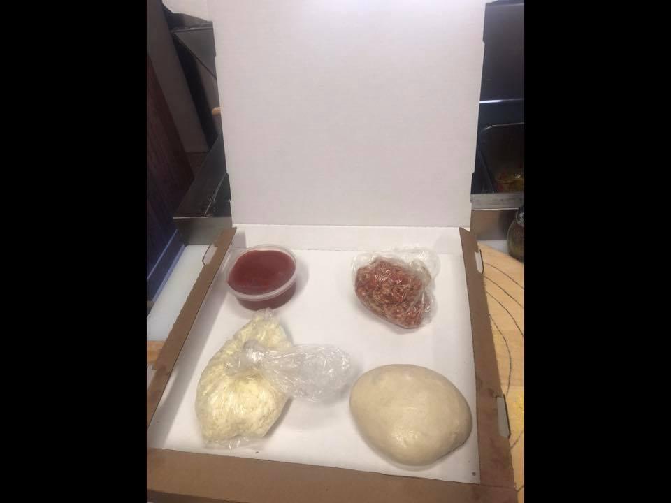 Pizzeria in Chicago selling 10 DIY kits to help pass time r