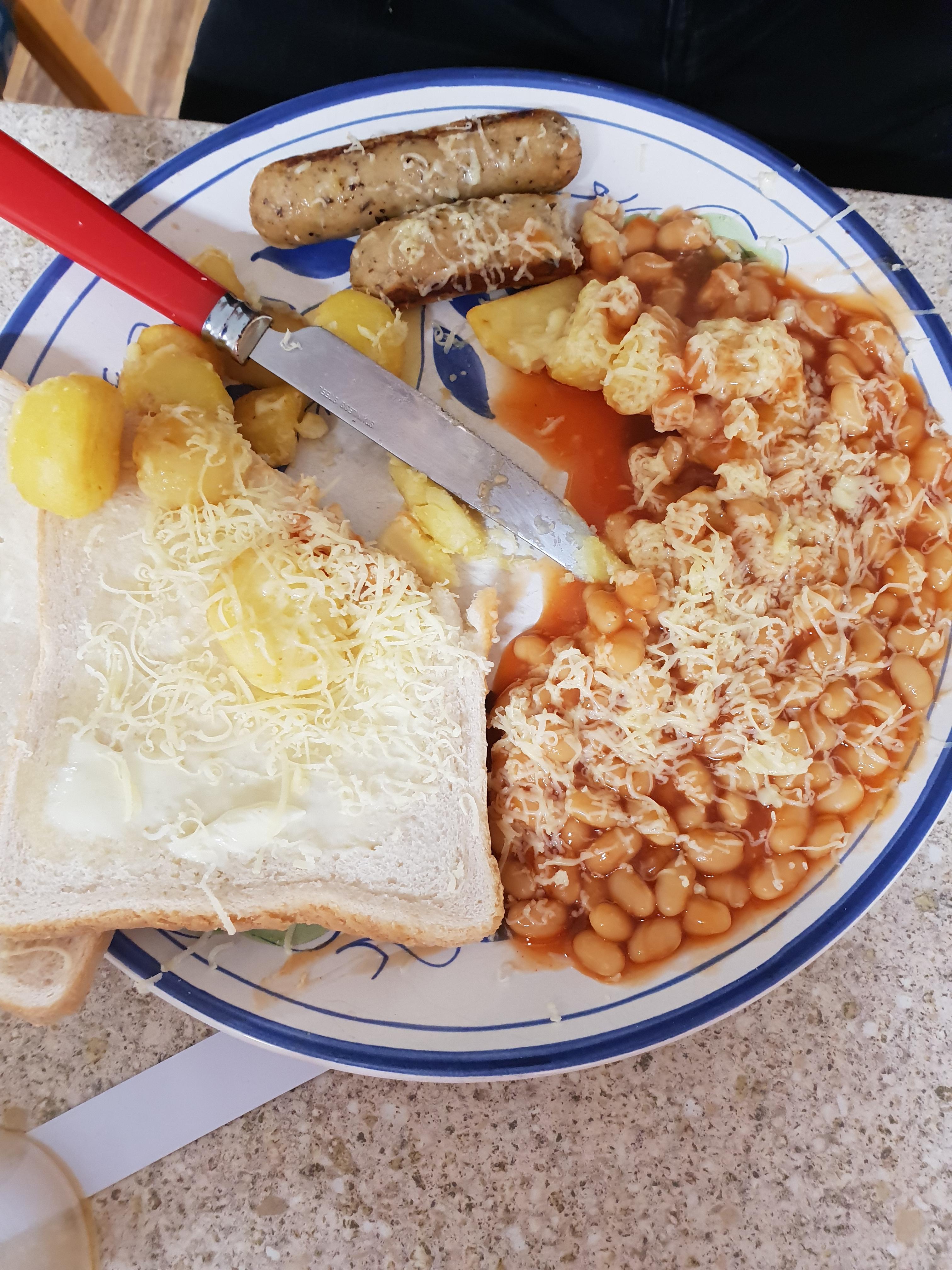 Does anyone else remember cheesy beans and bread and butter from their