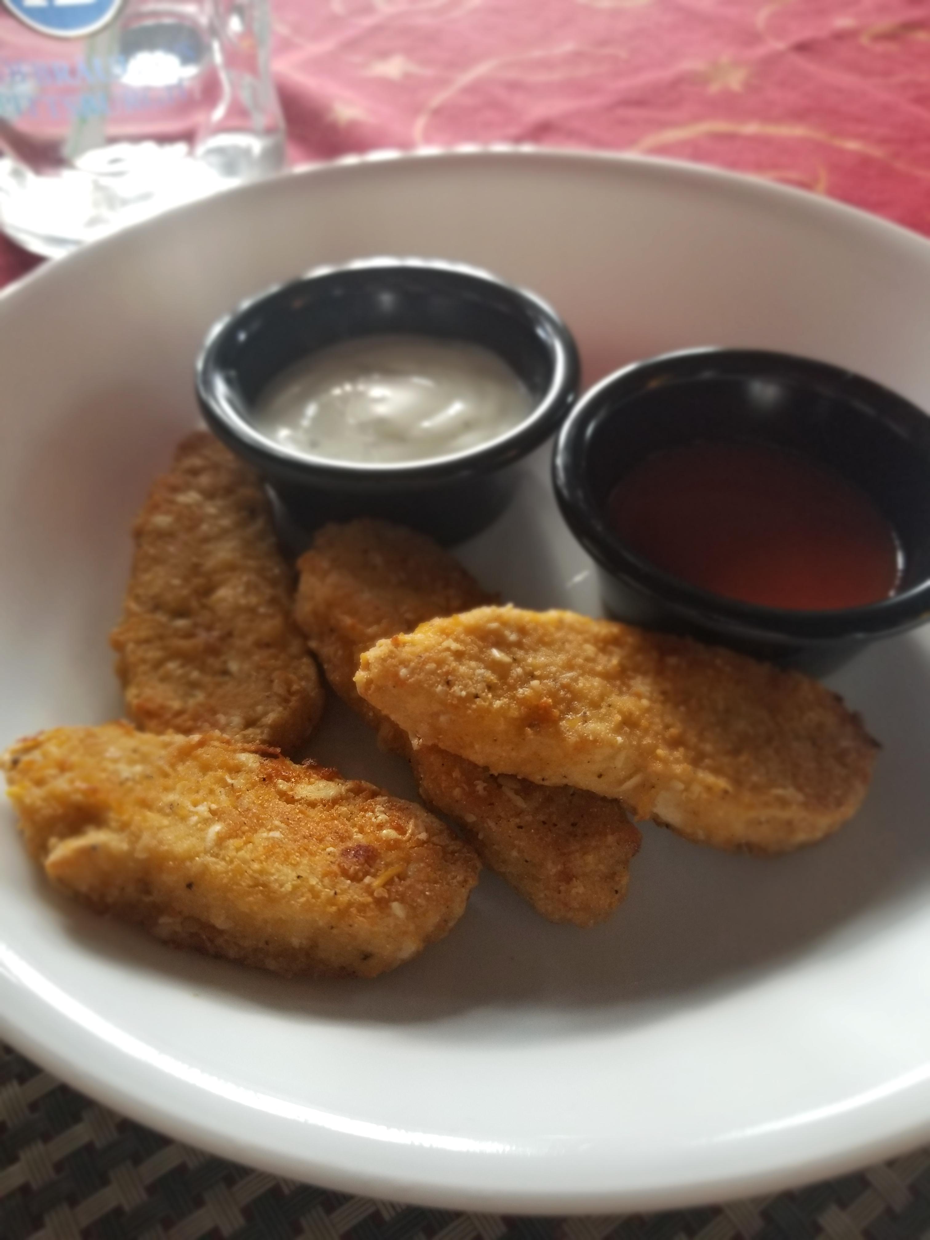 Gardein Crispy Chicken Tenders + Greek Yogurt Ranch + Frank's Red Hot