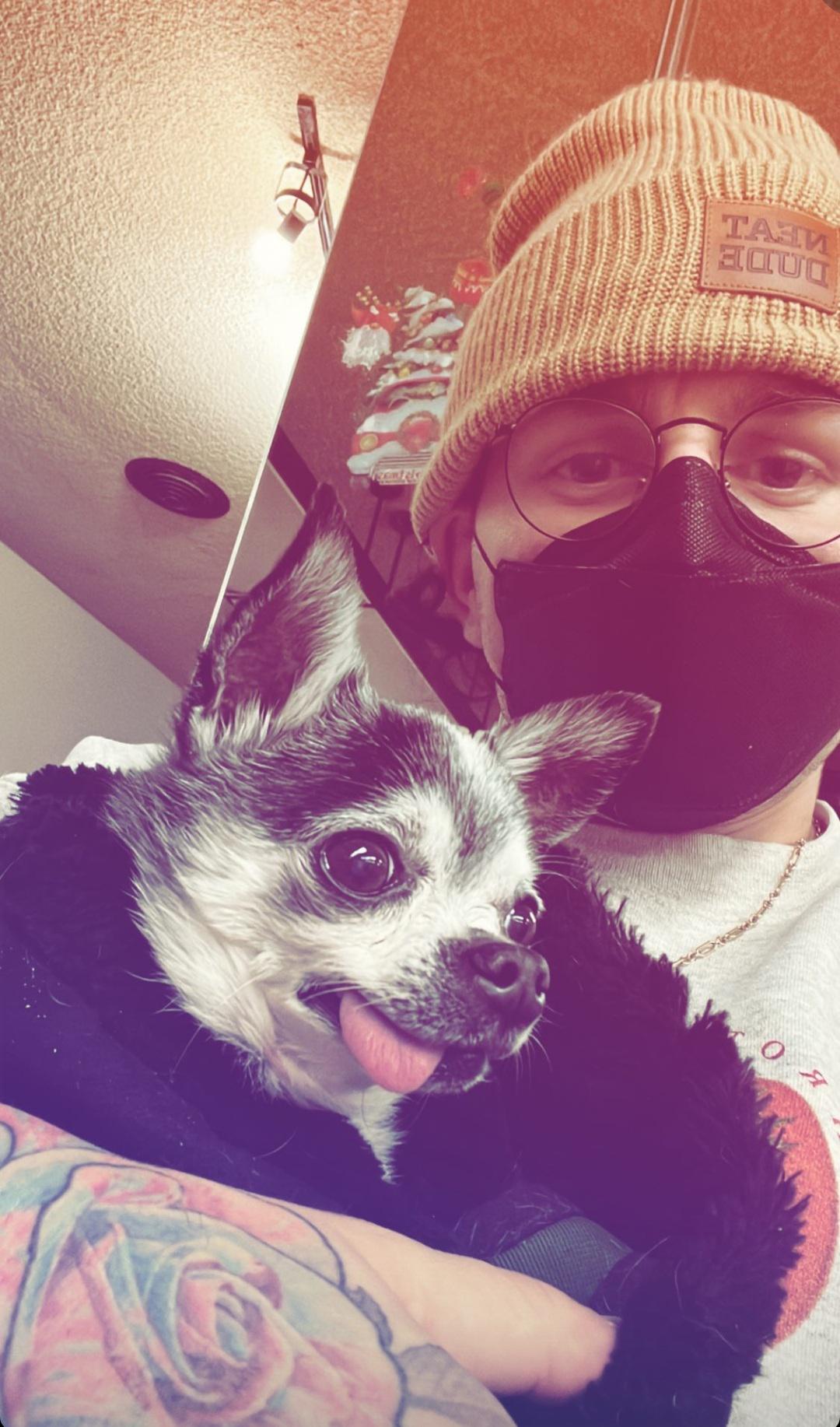 Mr. Marbles 👁️👅👁️ (on Julien's Instagram story today) 💖 r/Jennamarbles