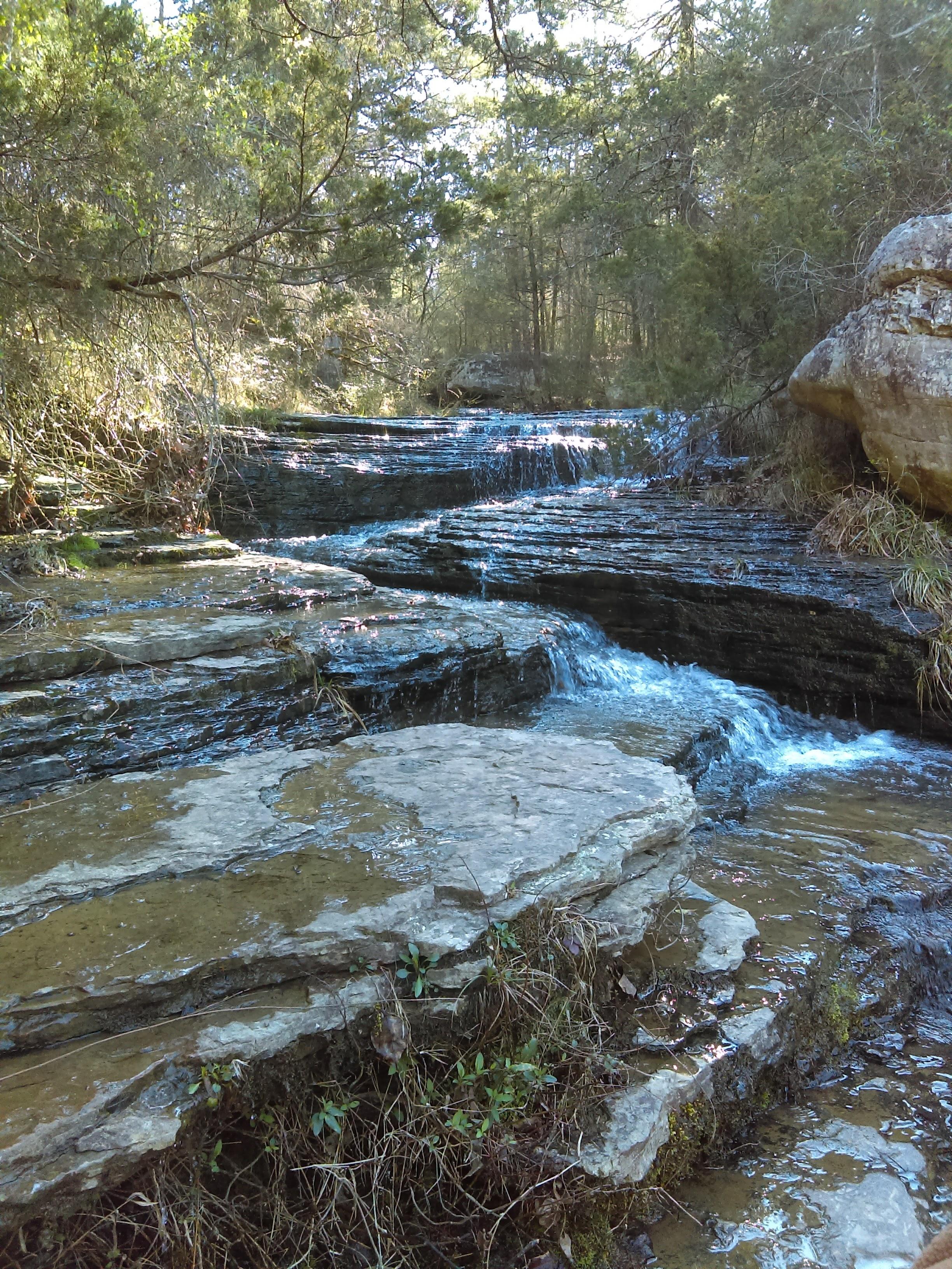 Bridal Veil Falls in Heber Springs, Arkansas [OC] [2448x3264] r/EarthPorn