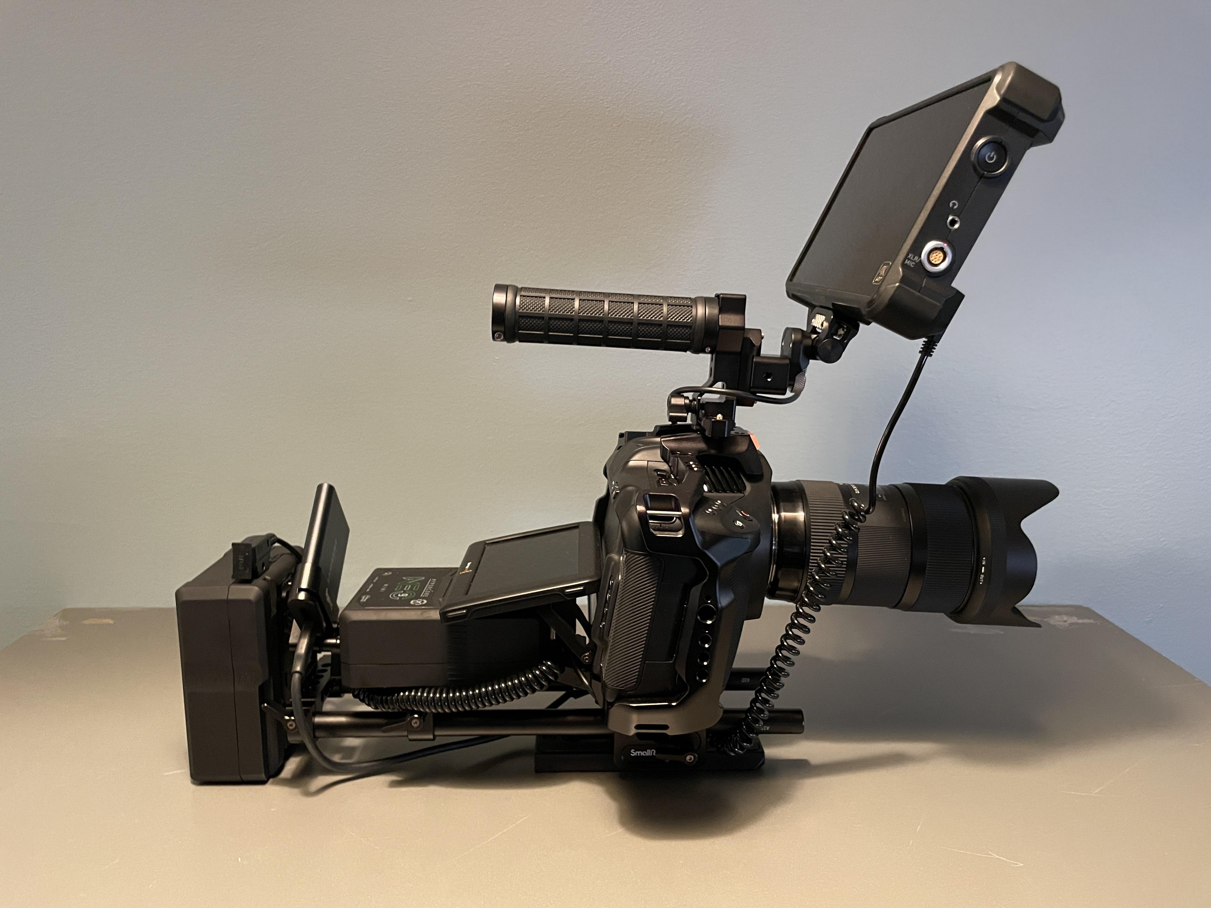 My rig that I haven’t seen before. Two lightweight vmount batteries