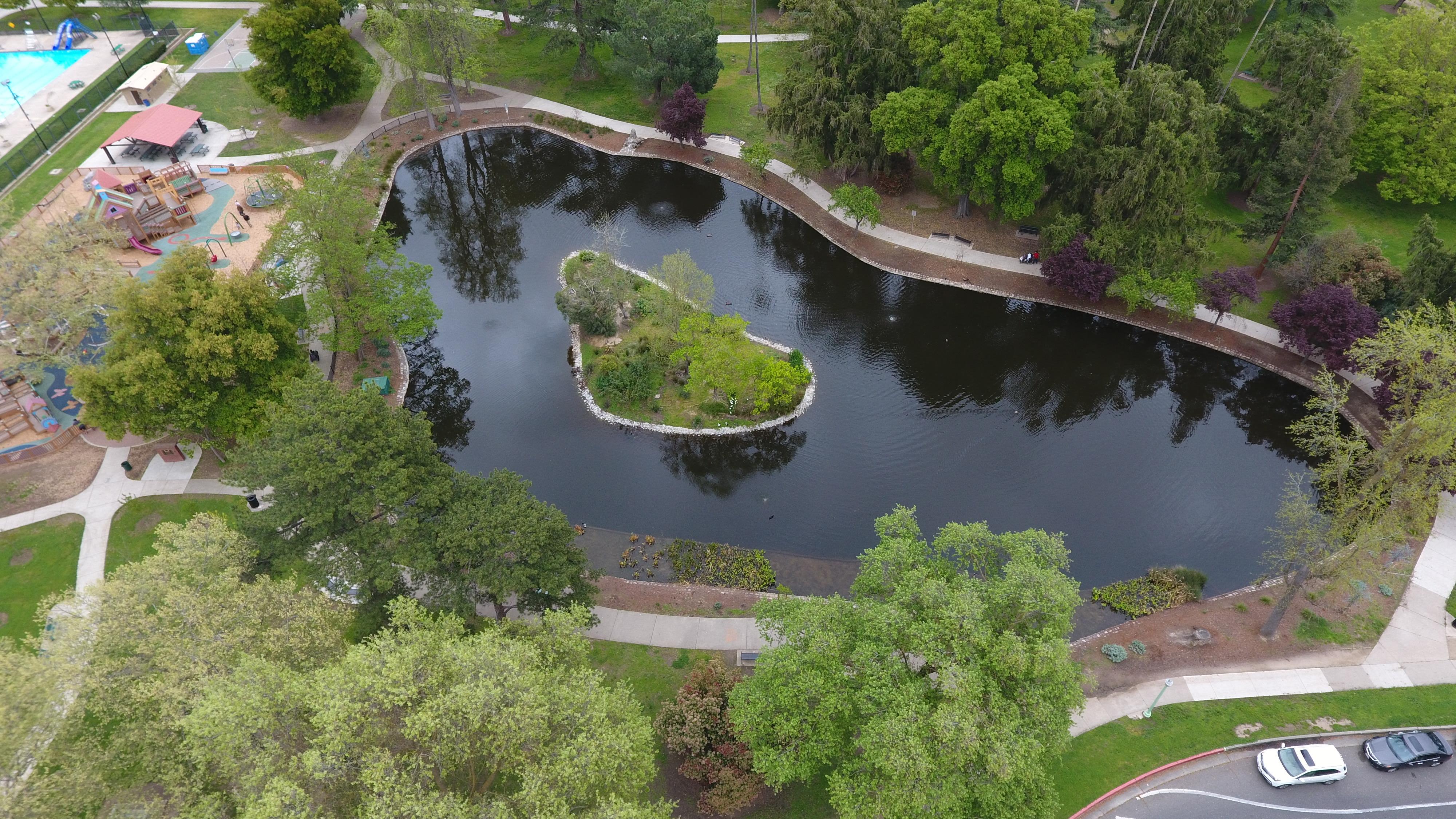 McKinley Park Pond 4319 r/Sacramento