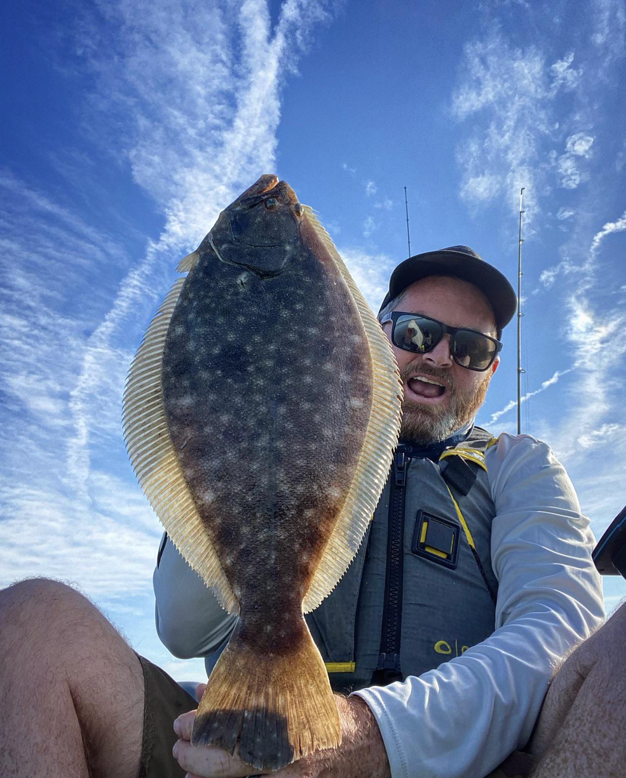 21” flounder in the Chesapeake Bay. My PB kayak flounder r/kayakfishing