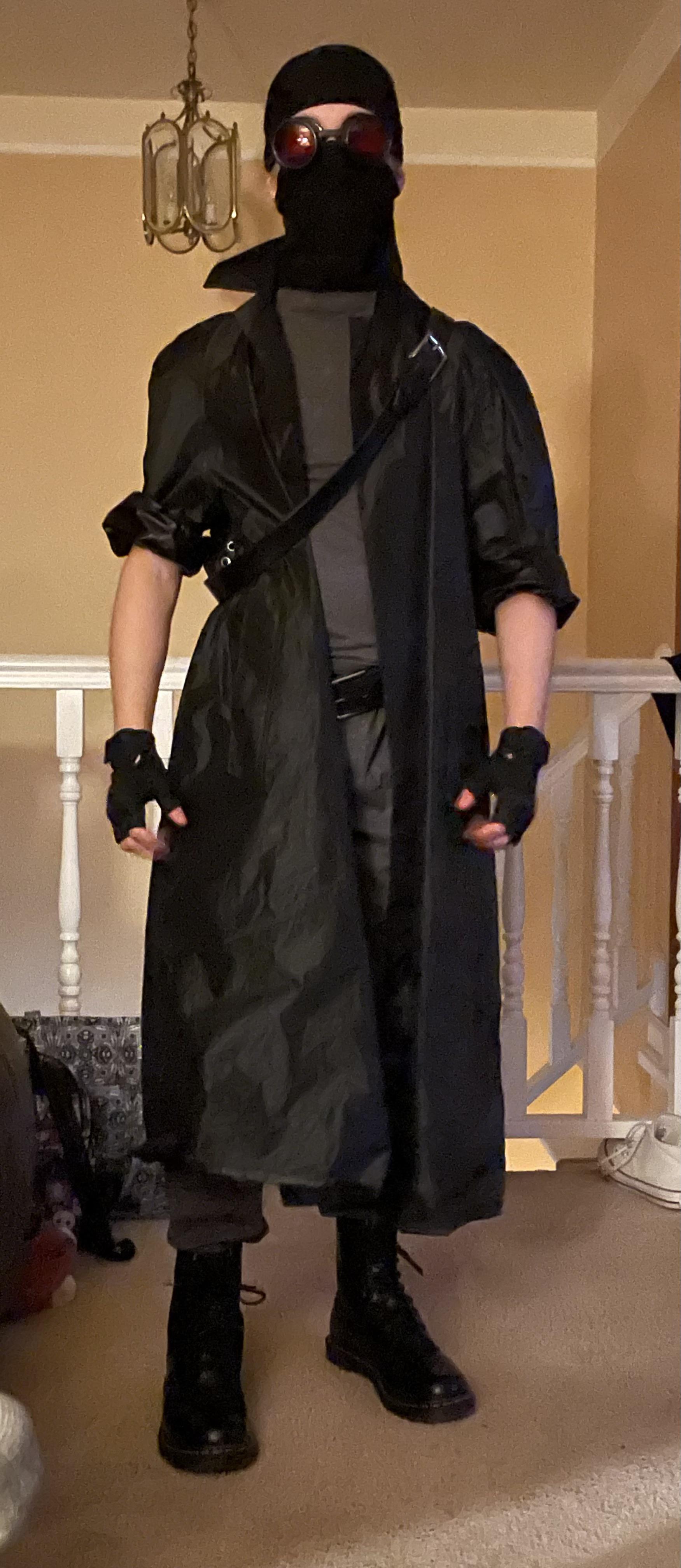 I’m a little late, but here’s my hank costume from this Halloween r