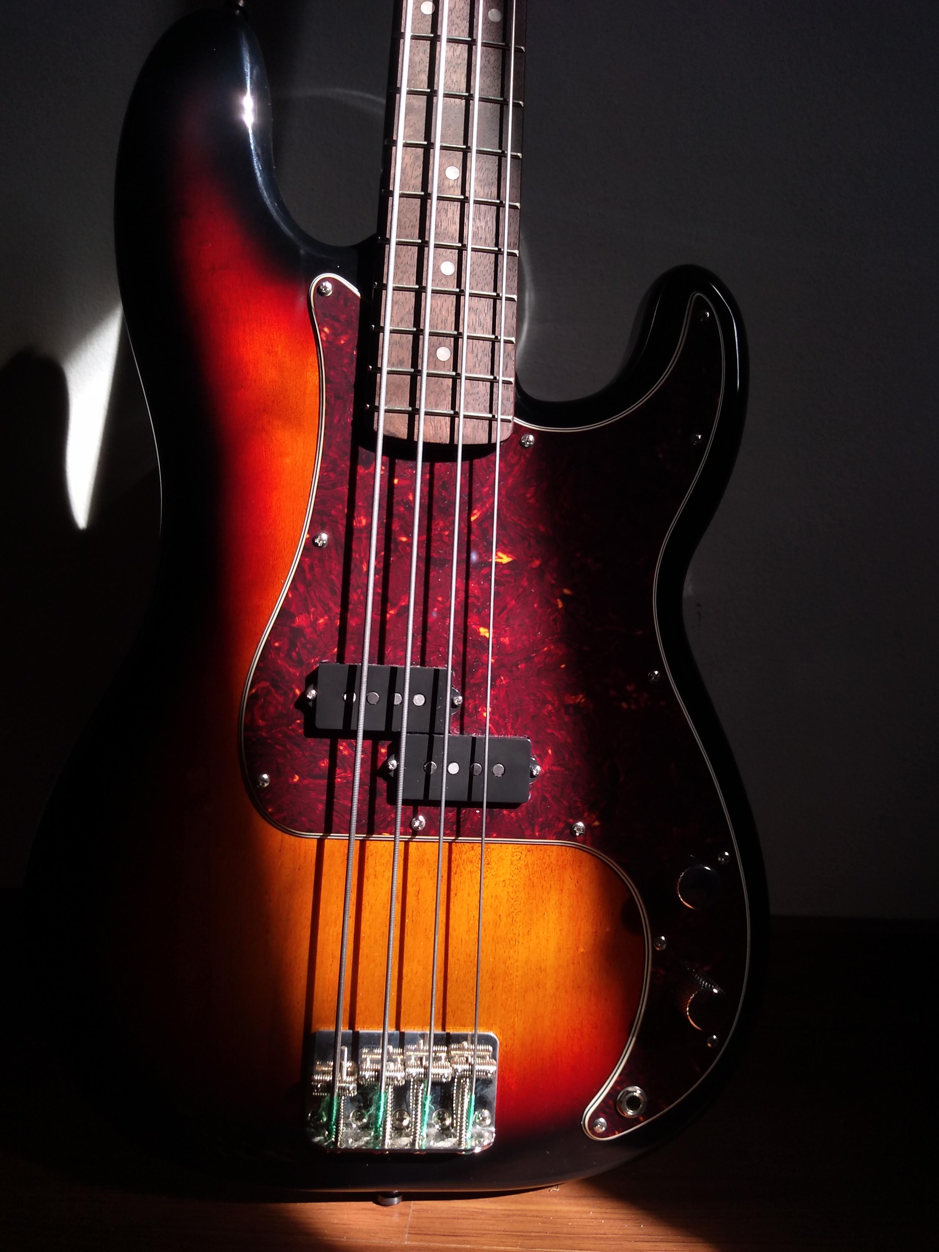 Squier Classic Vibe 60's Precision Bass 😍 r/BassGuitar