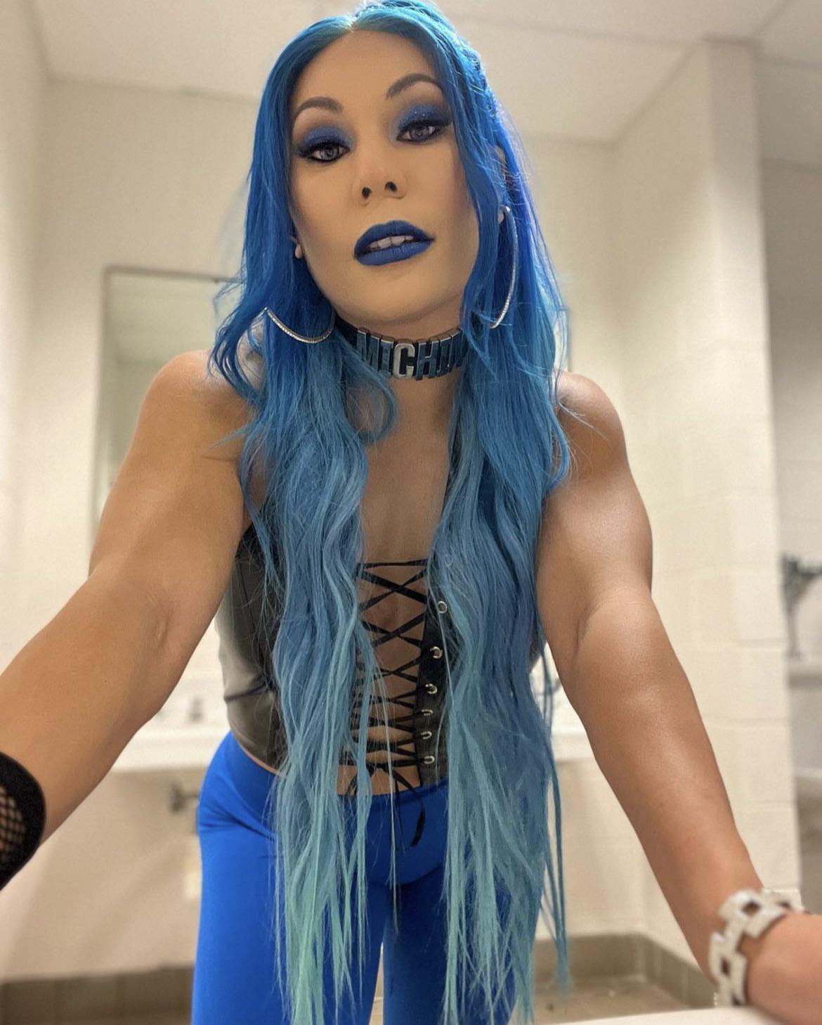 Mia Yim : WrestleGirls