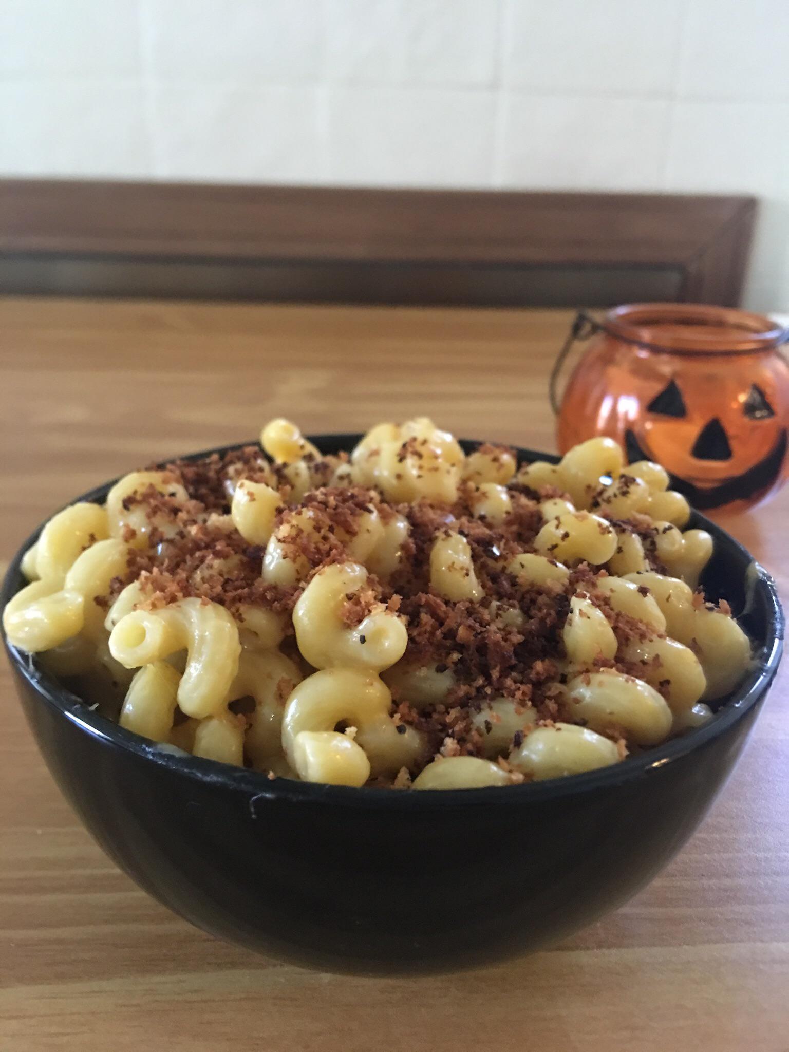 Sharp Cheddar and Gouda Cellentani Noodles With Toast Garlic Panko ️ ft