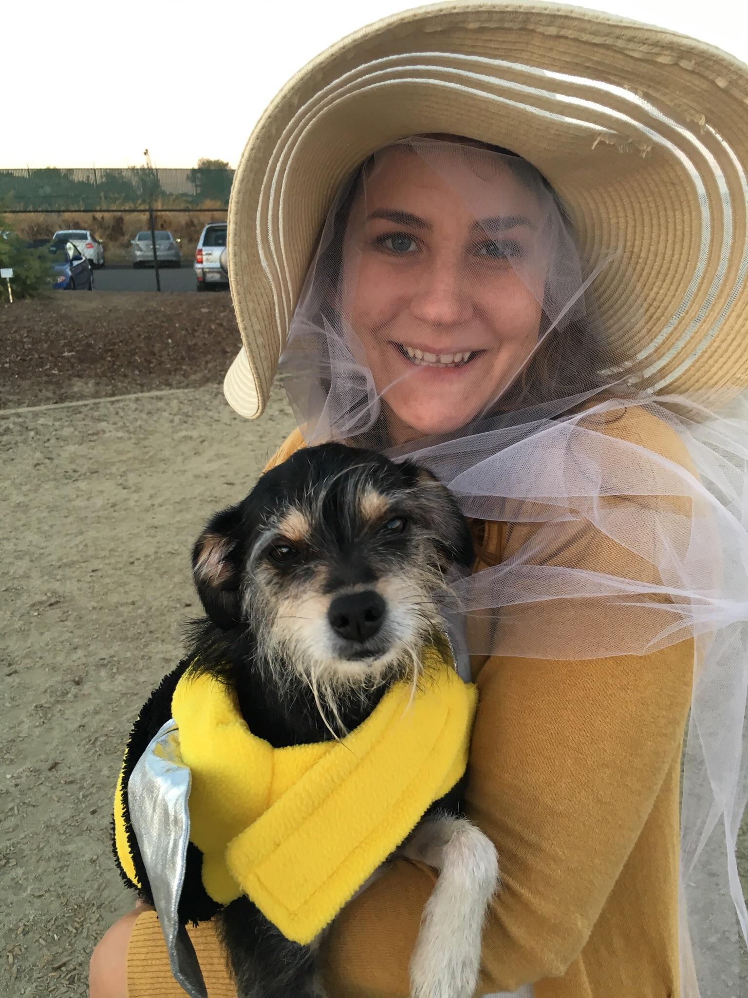 Bee Keeper Costume r/Halloween_Costumes