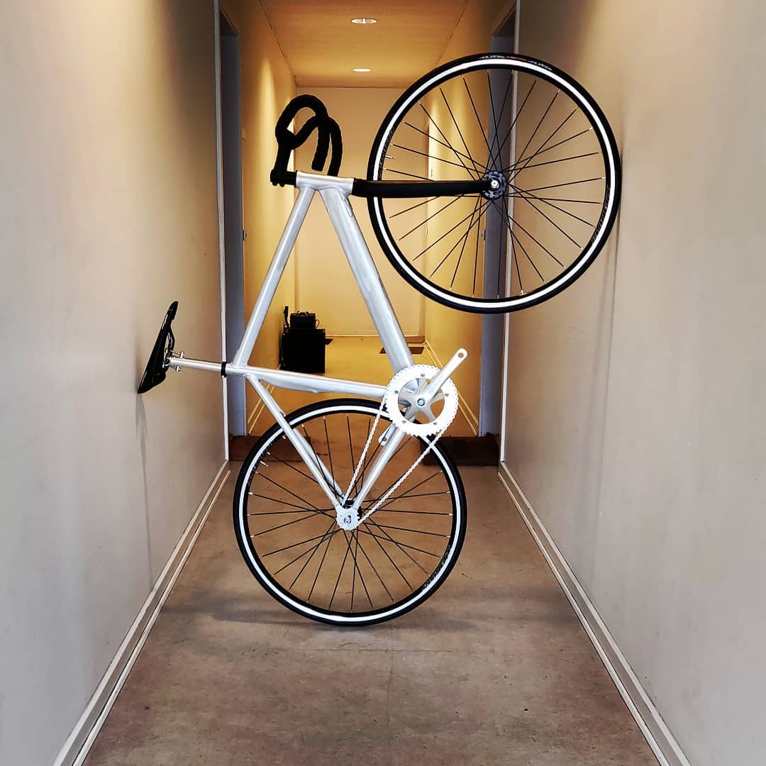 I completed my budget track bike today! r/FixedGearBicycle