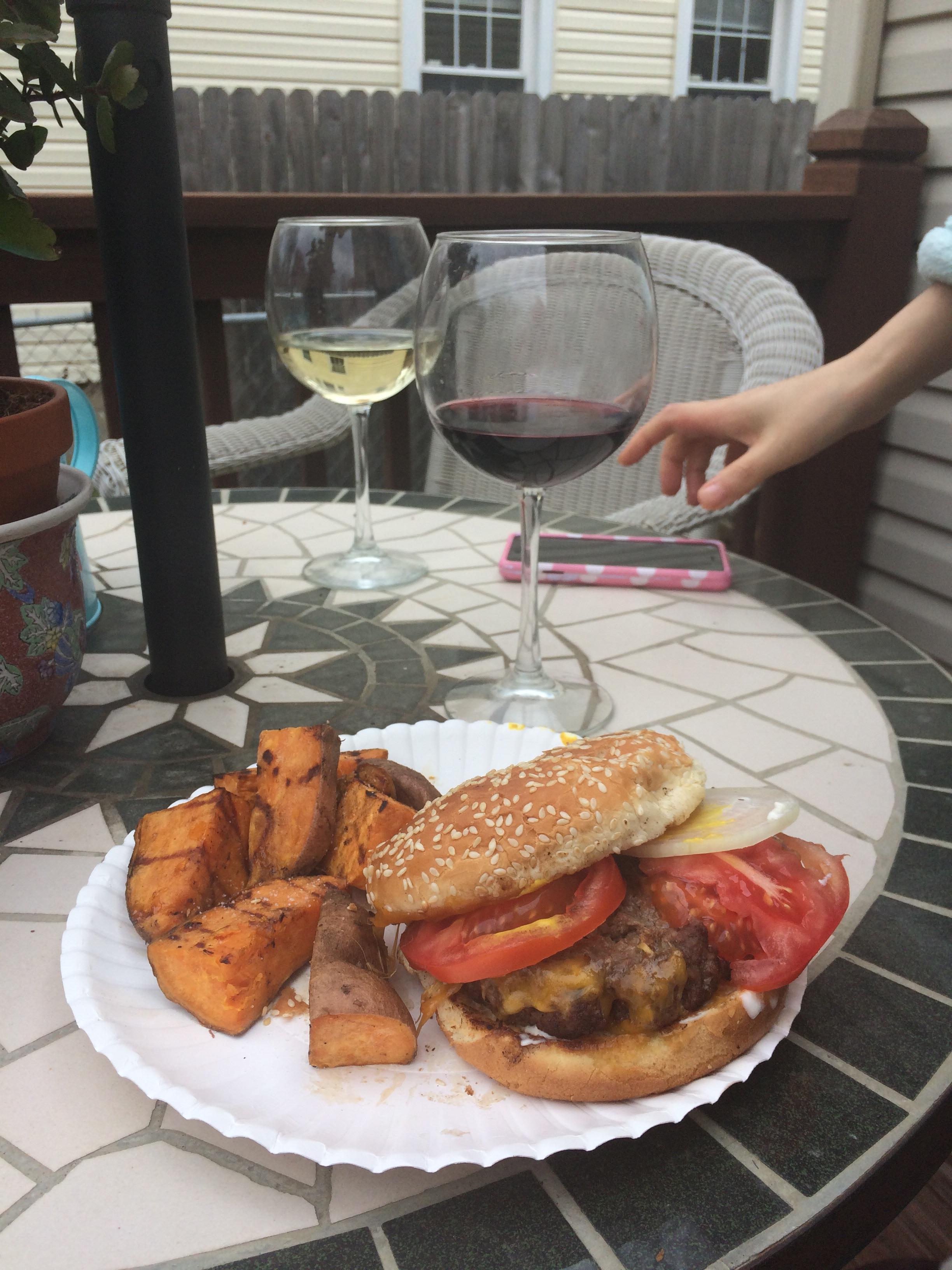 Ground beef was on sale again... r/burgers