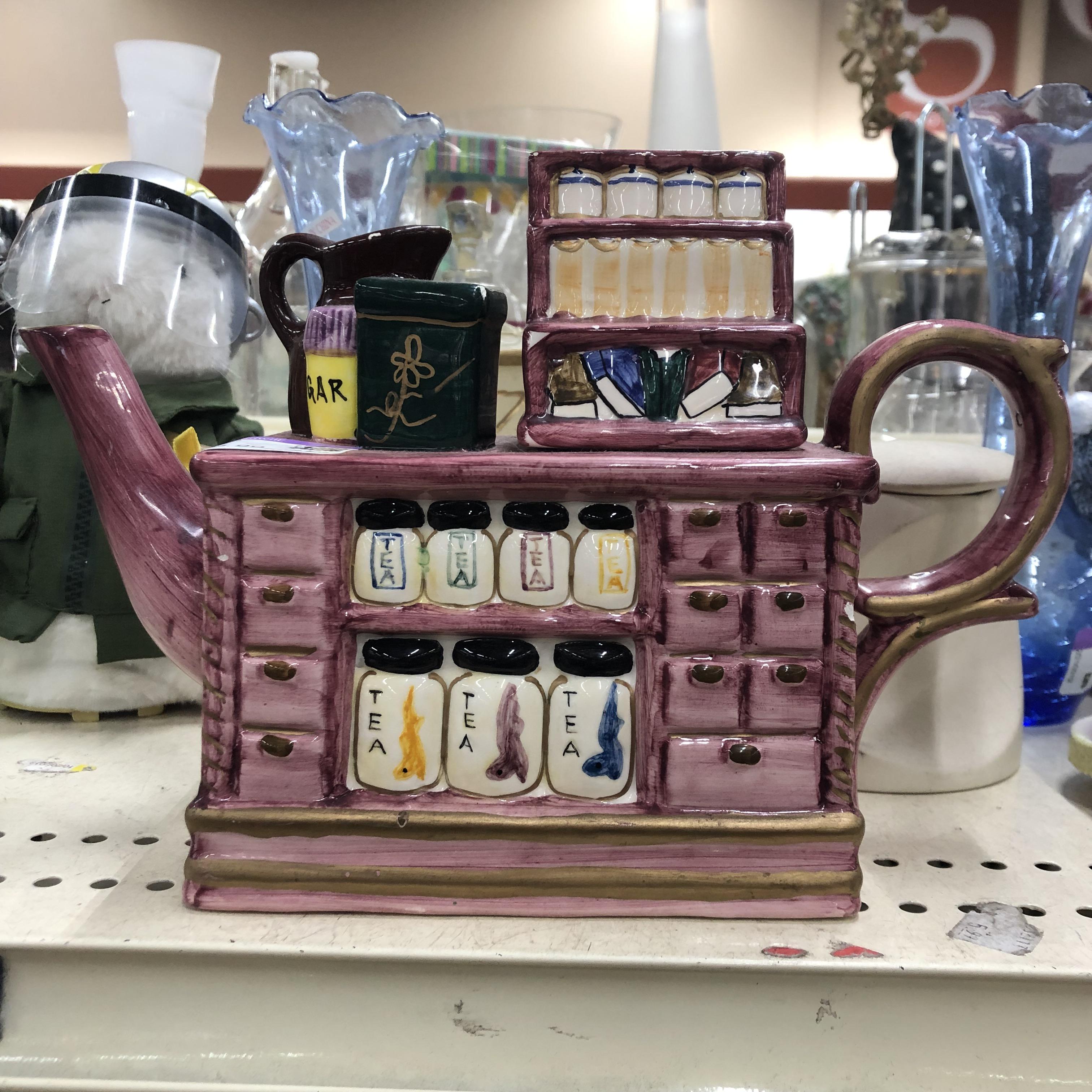 Cool Teapot I Found r/ThriftStoreHauls