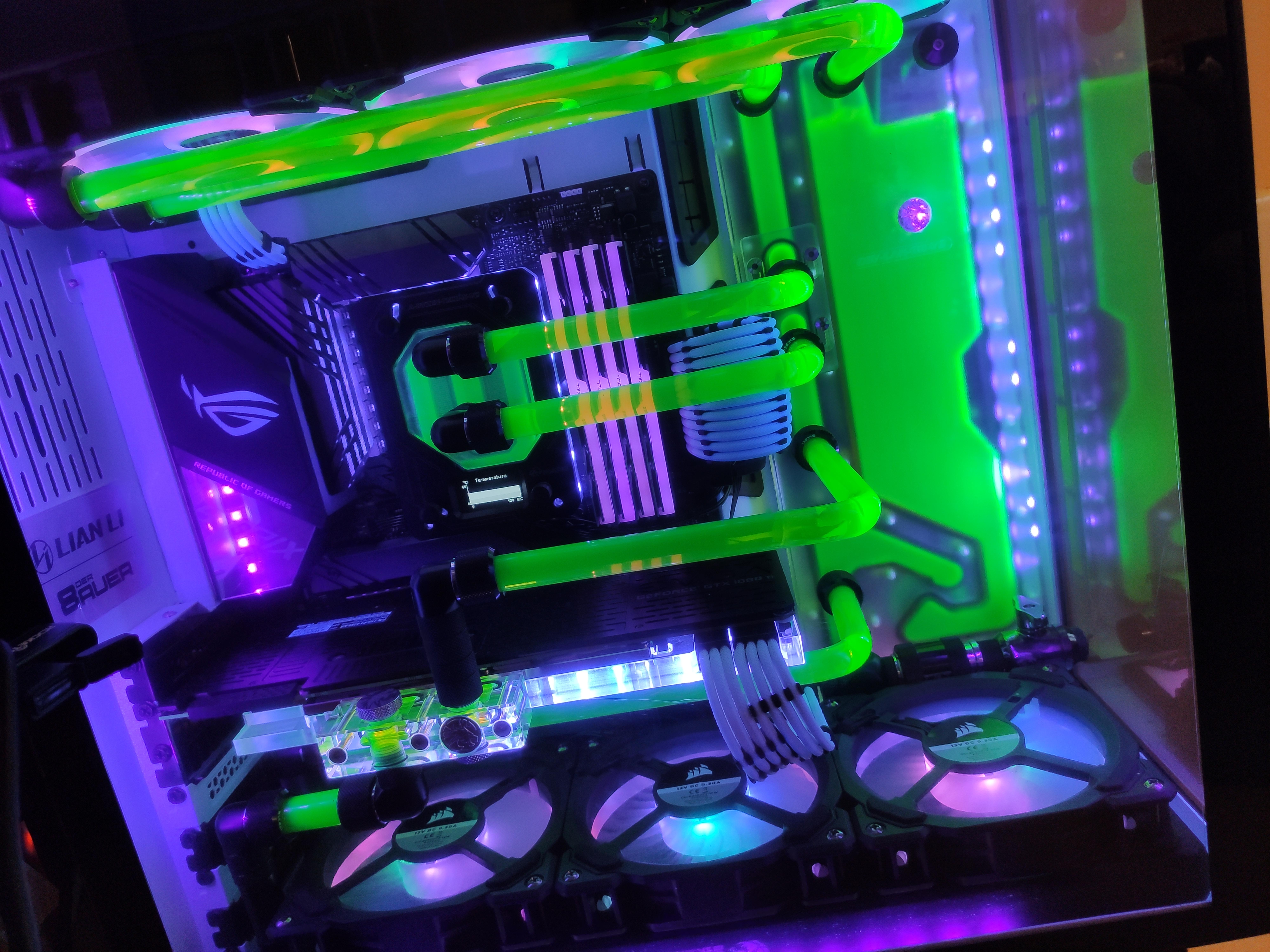 Finished my first ever watercooling build, The Joker r/watercooling