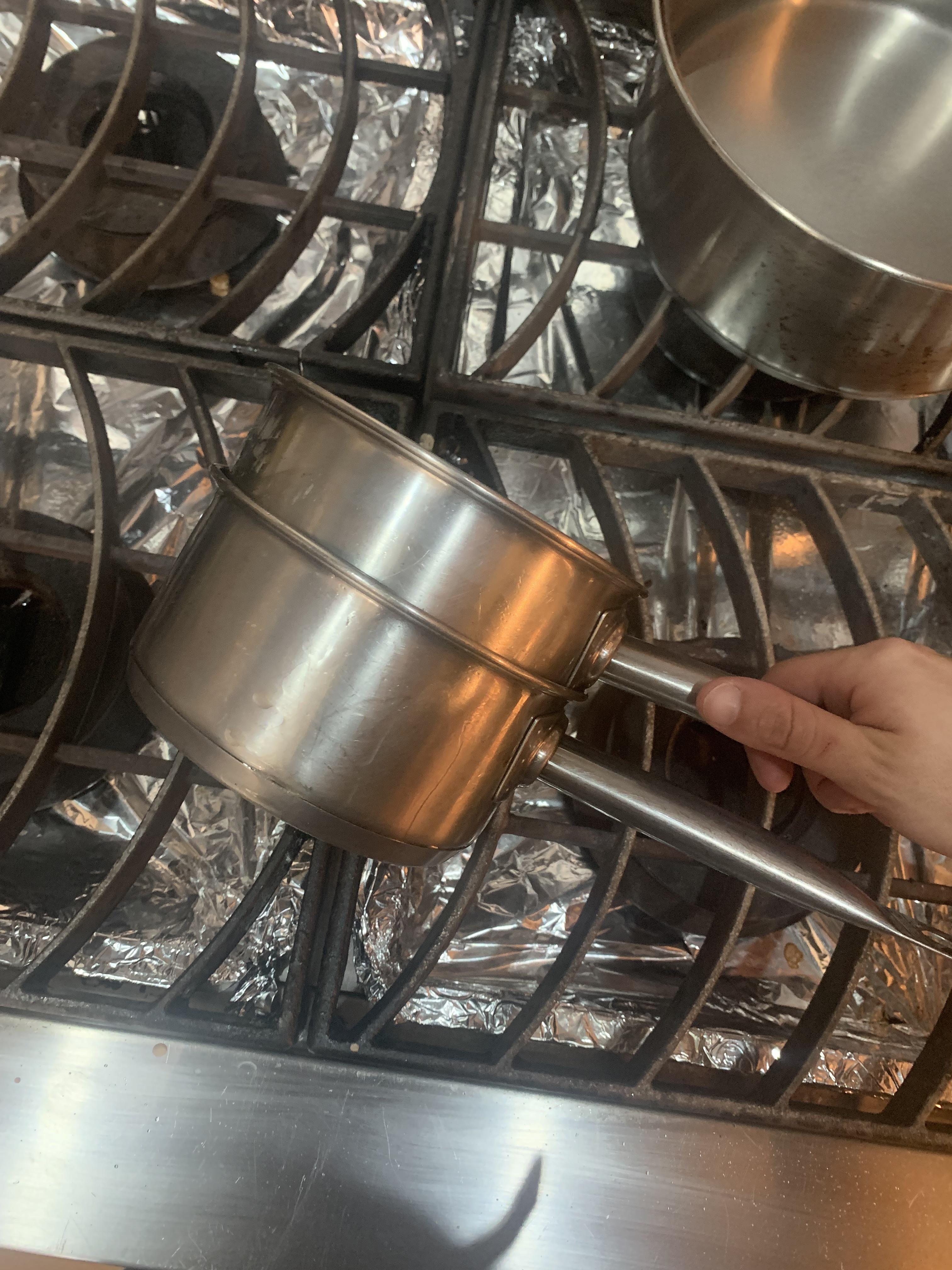 How do I unstuck those pans??? r/KitchenConfidential