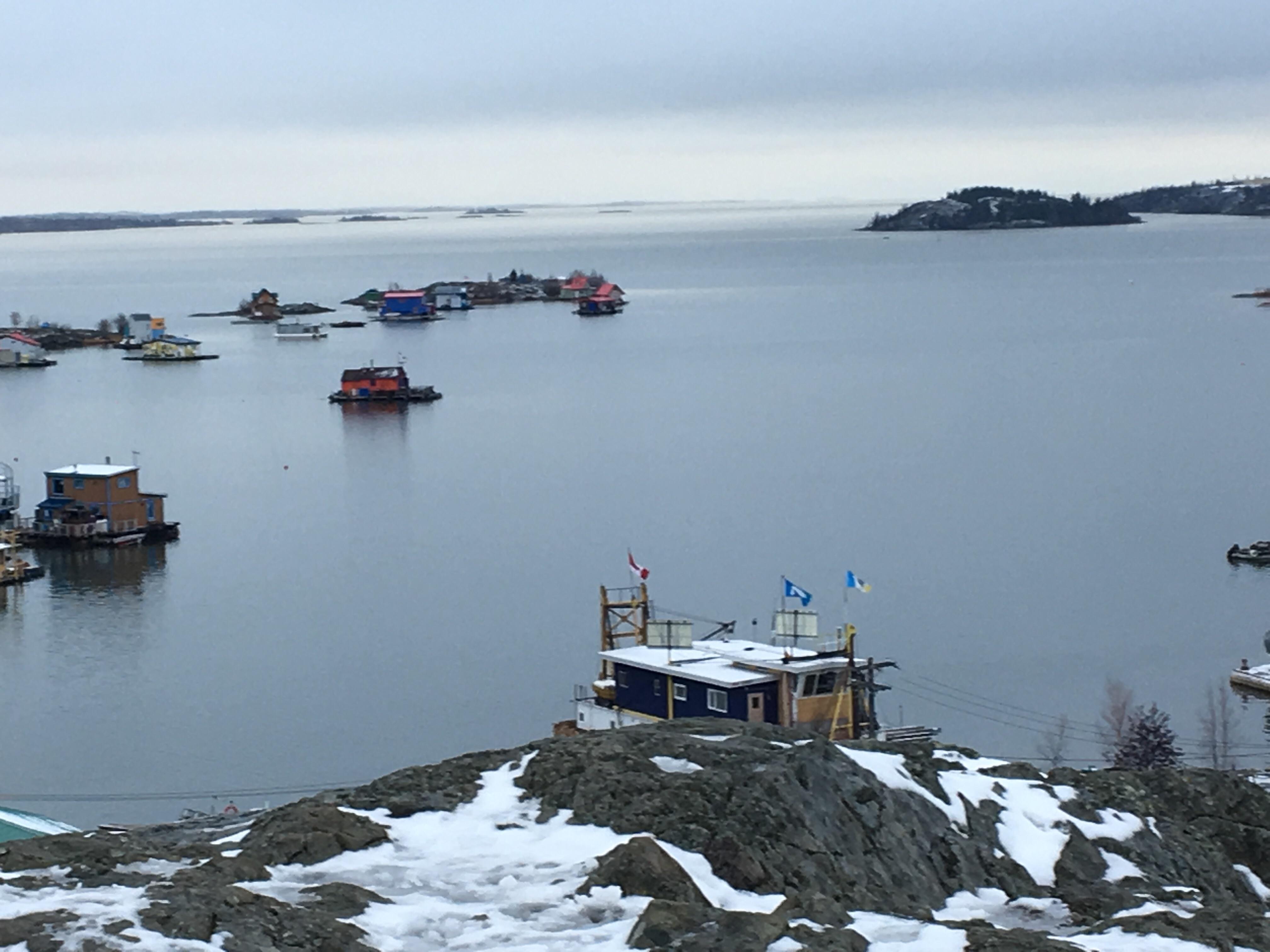 Houseboats in Yellowknife. Unique beauty just 400km south of the Arctic