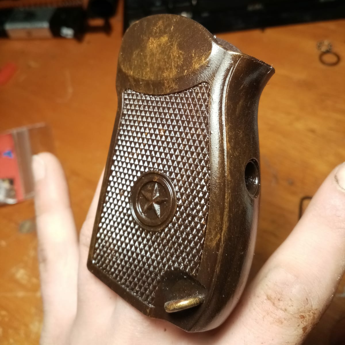 Second try with the WE makarov grips. Looking even better 😎 r/airsoft