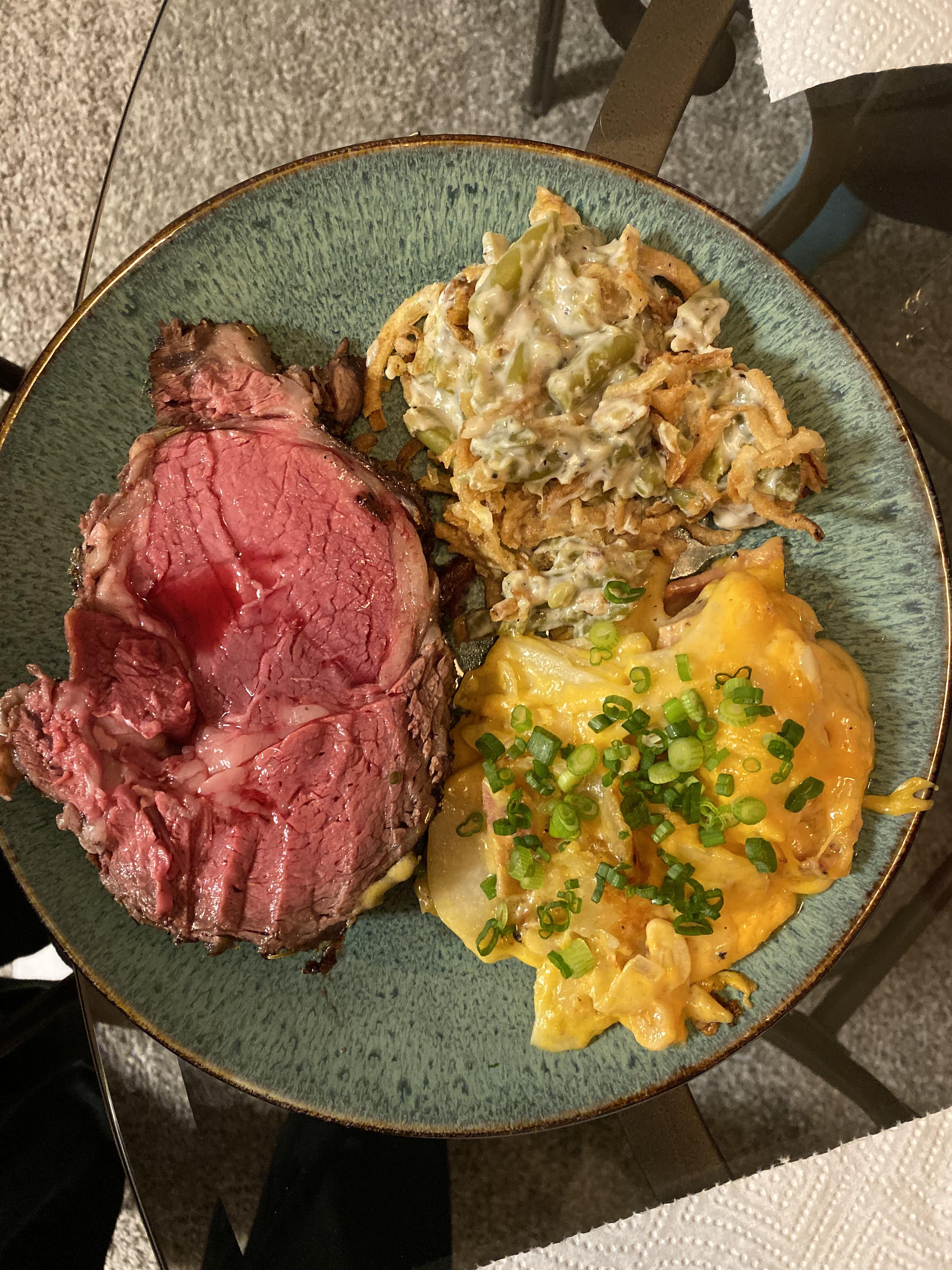 [HOMEMADE] Prime rib, au gratin potatoes, and green bean casserole r/food