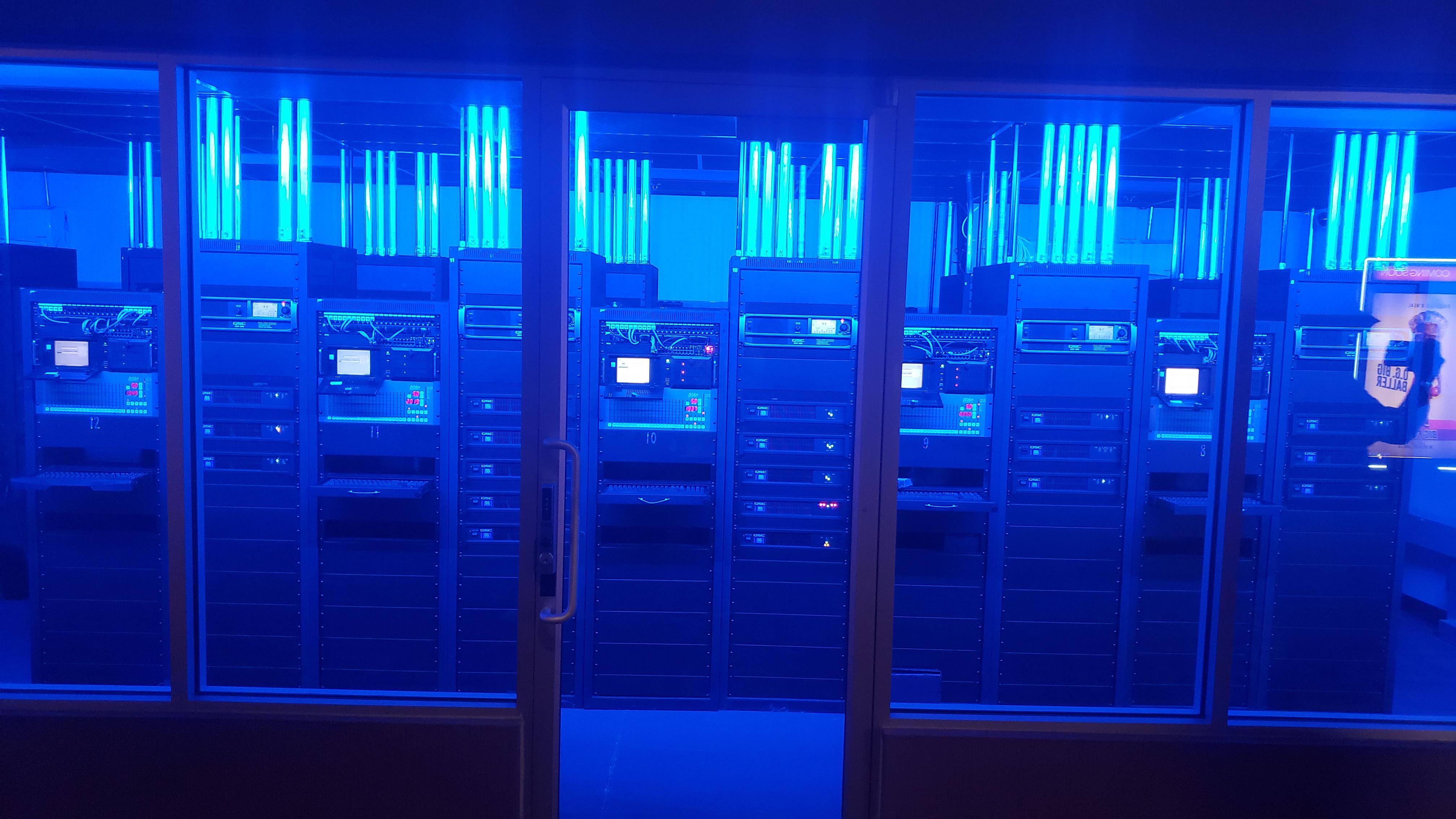 Seen this beauty in the amc imax theatre in florida. ServerPorn