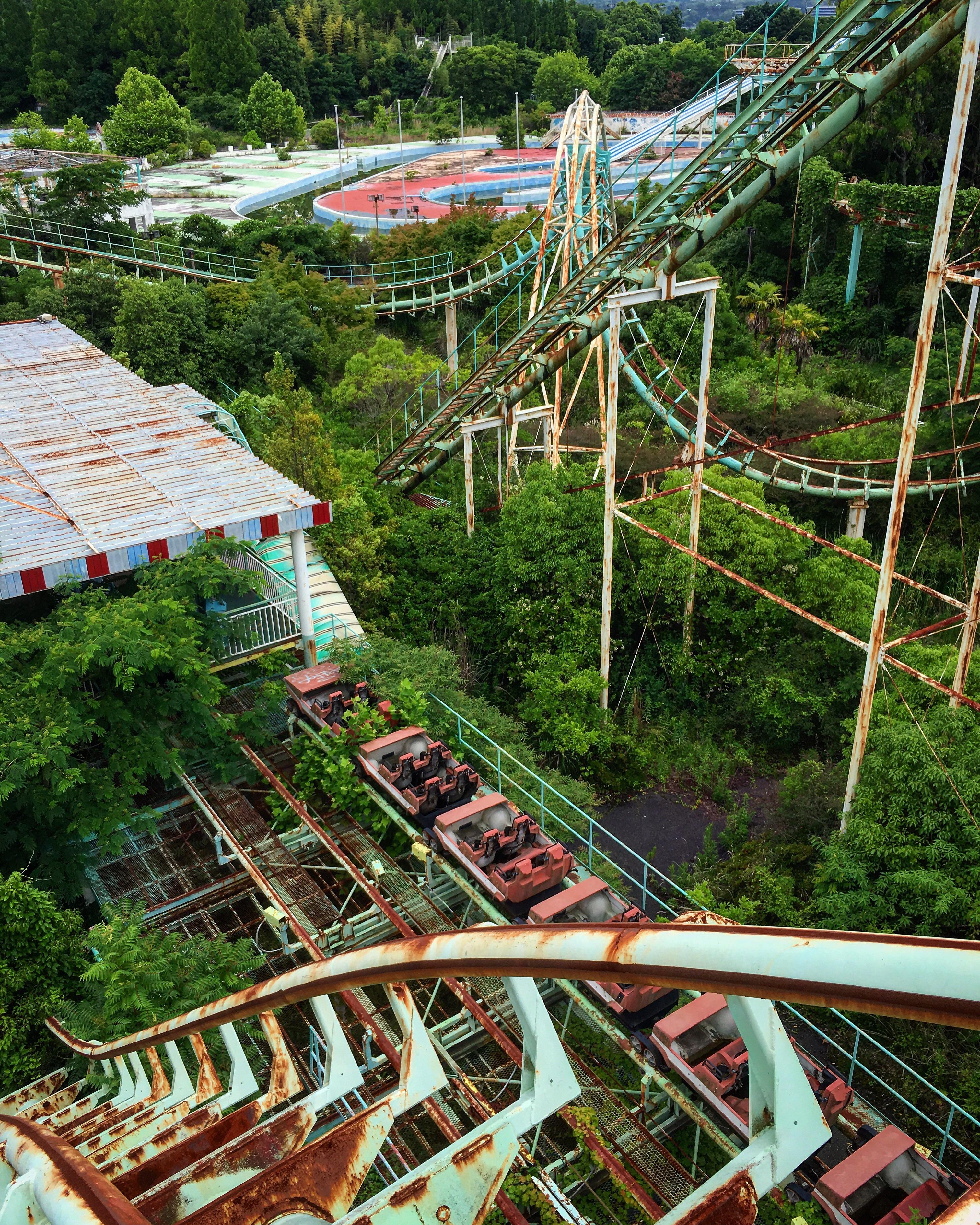 Abandoned theme park in Nara, Japan. r/travel