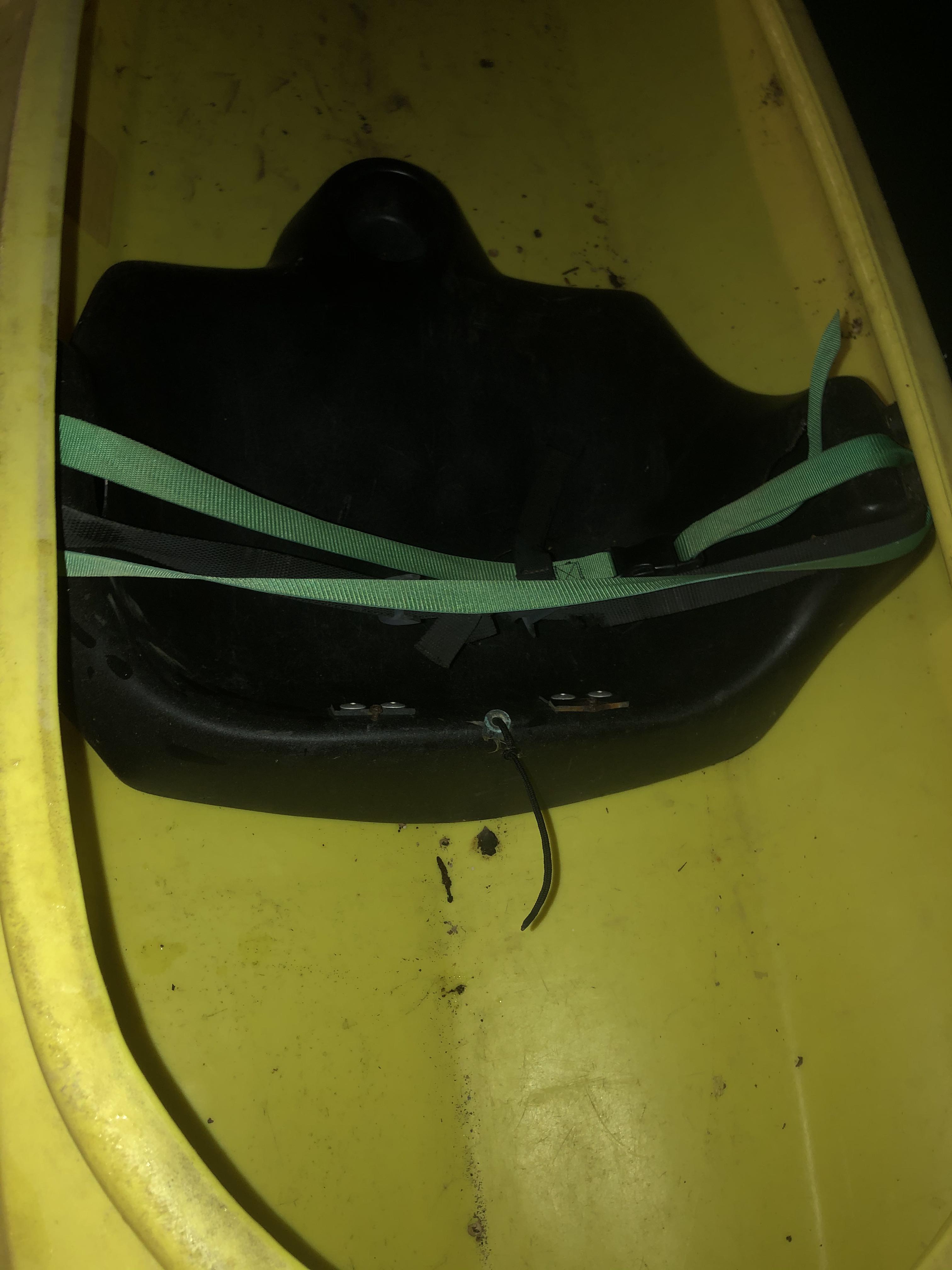 Can anyone help me find a replacement seat for this old Wilderness