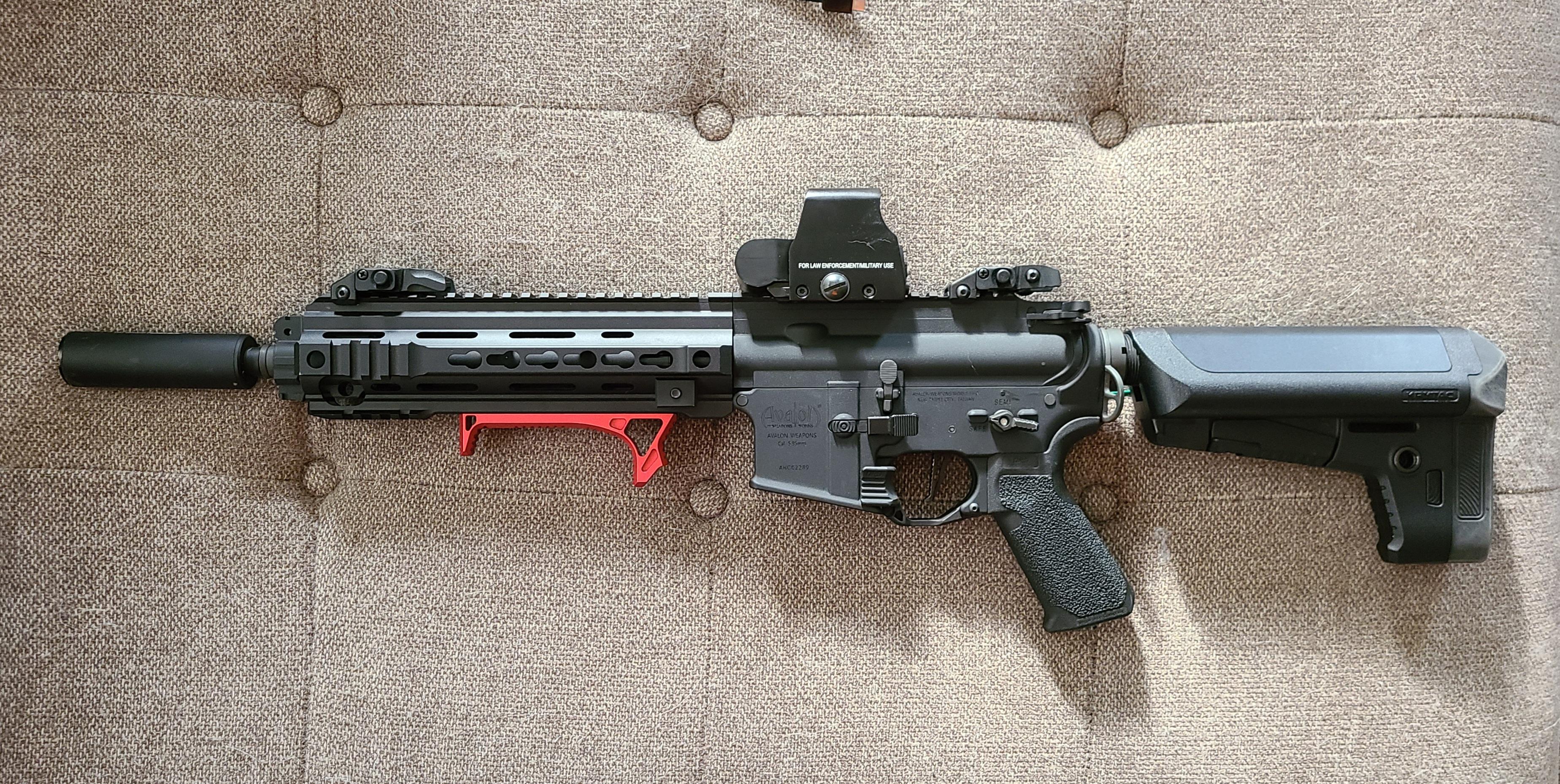 VFC Avalon CQB with Krytac stock, Eotech 553 and Acetech Lighter R