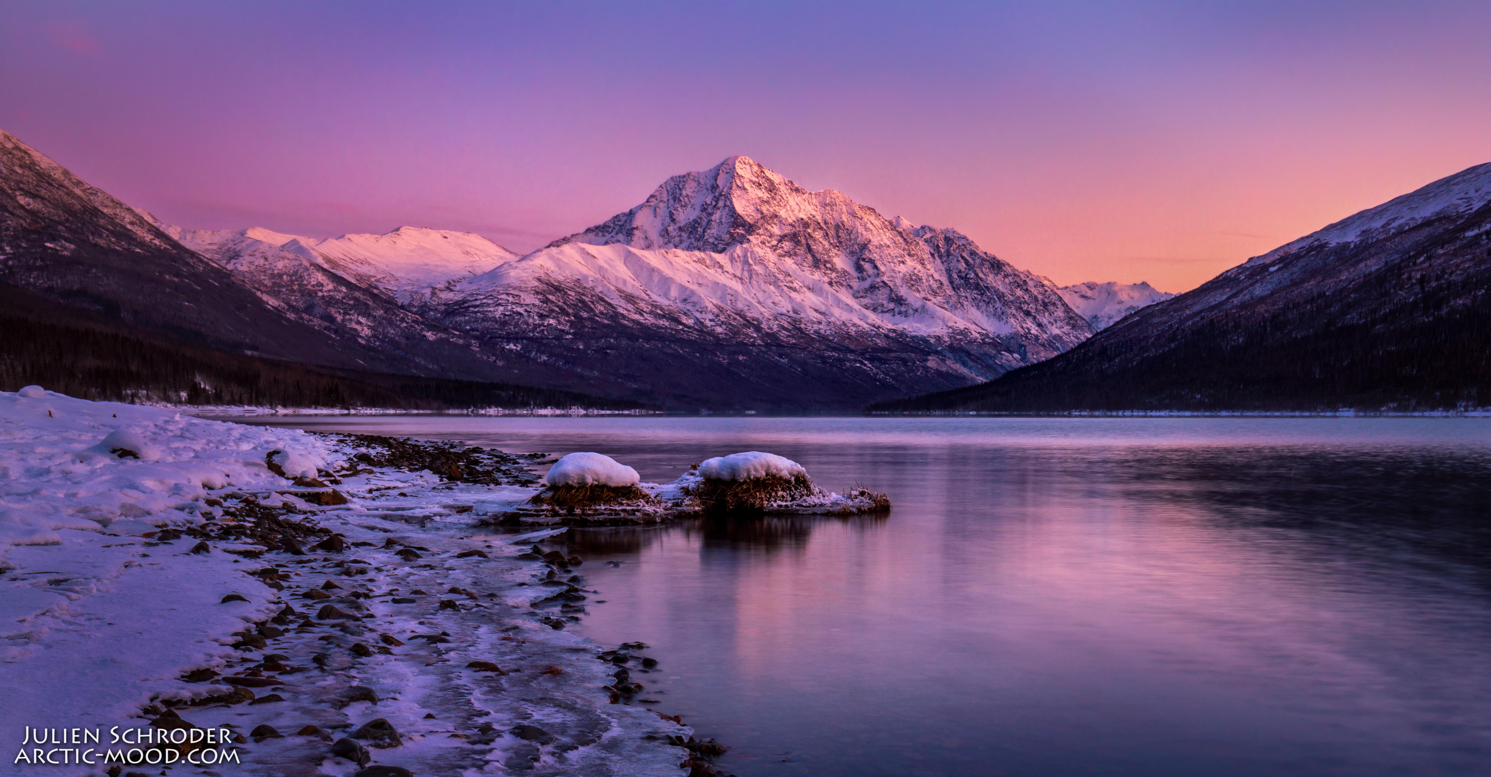 Pretty sunset over Lake Eklutna Alaska [5000*2608] [OC] r/EarthPorn