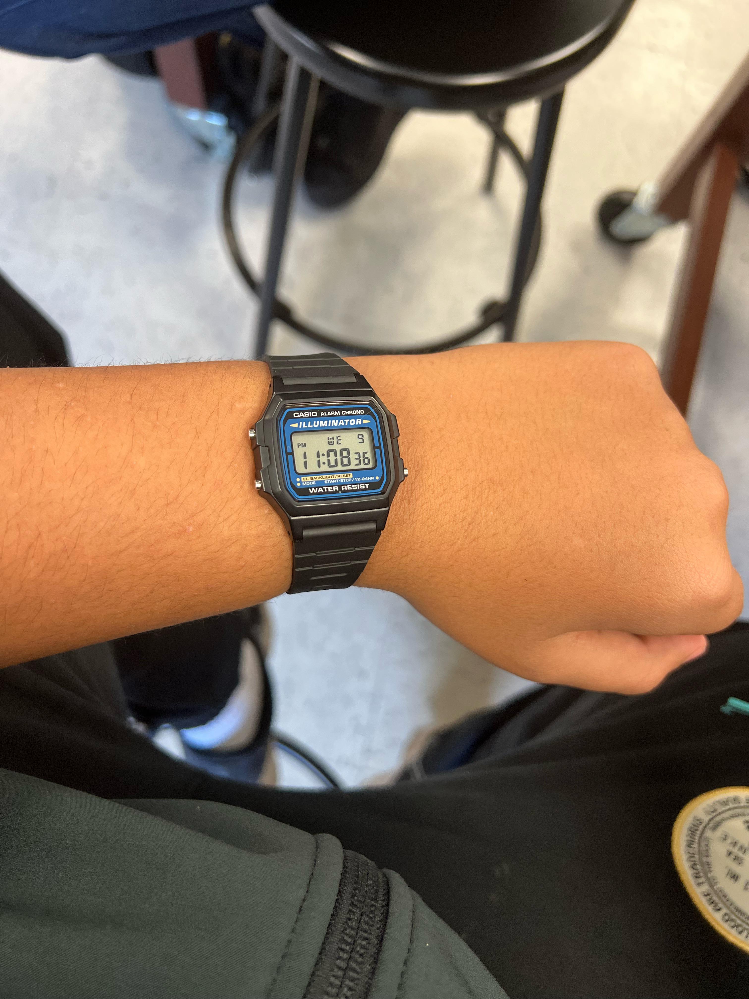 [Casio F105W1A] Daily beater watch for school r/Affordablewatches