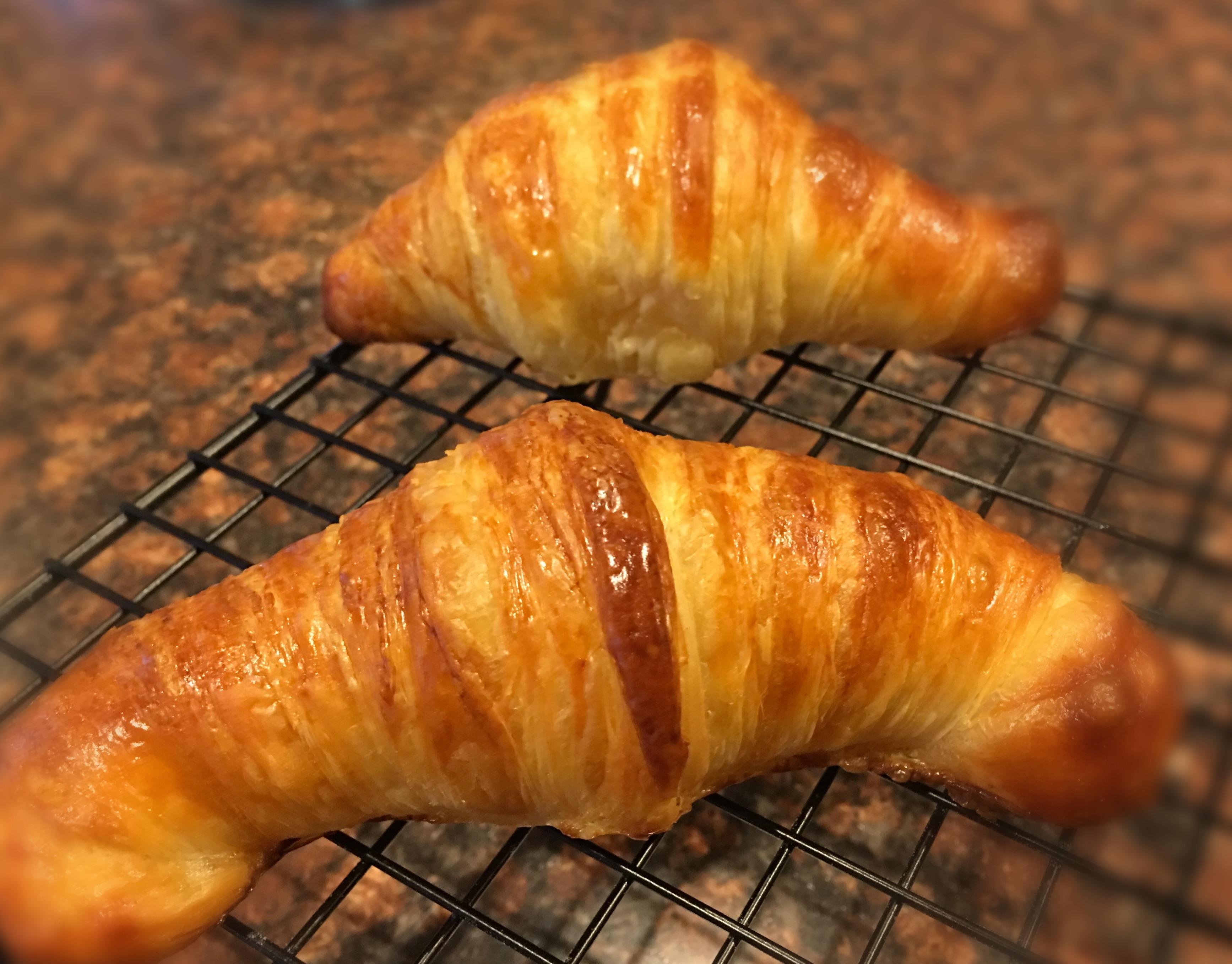 [homemade] butter croissants 🥐🤗 r/Baking