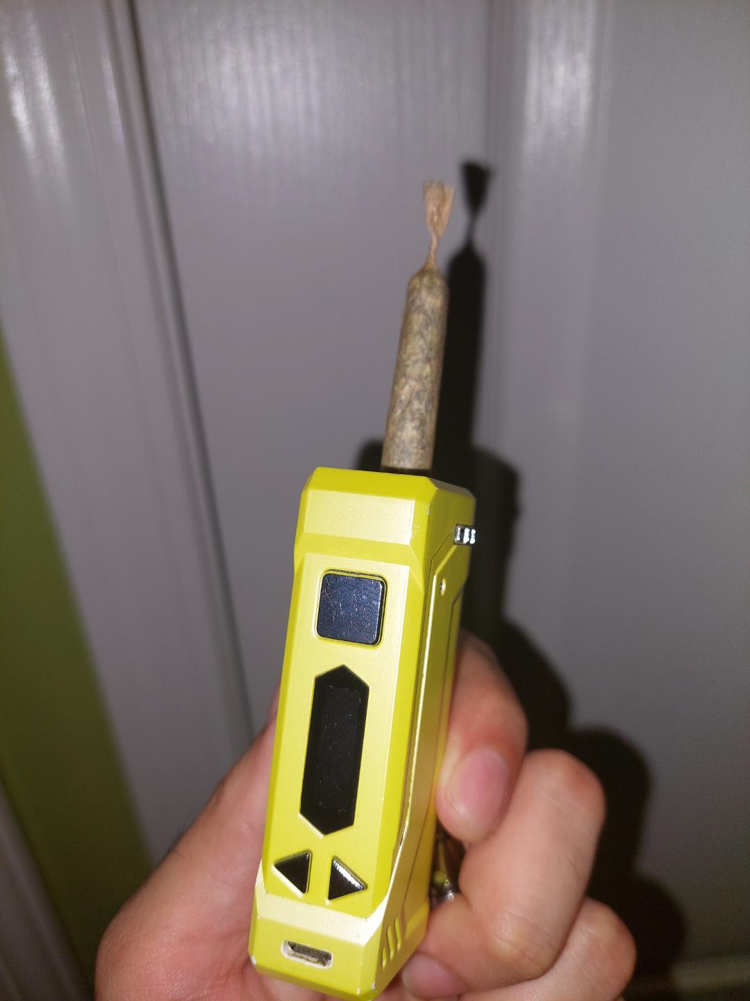 is this cart real? dude said it was straight from cali, couldnt find an