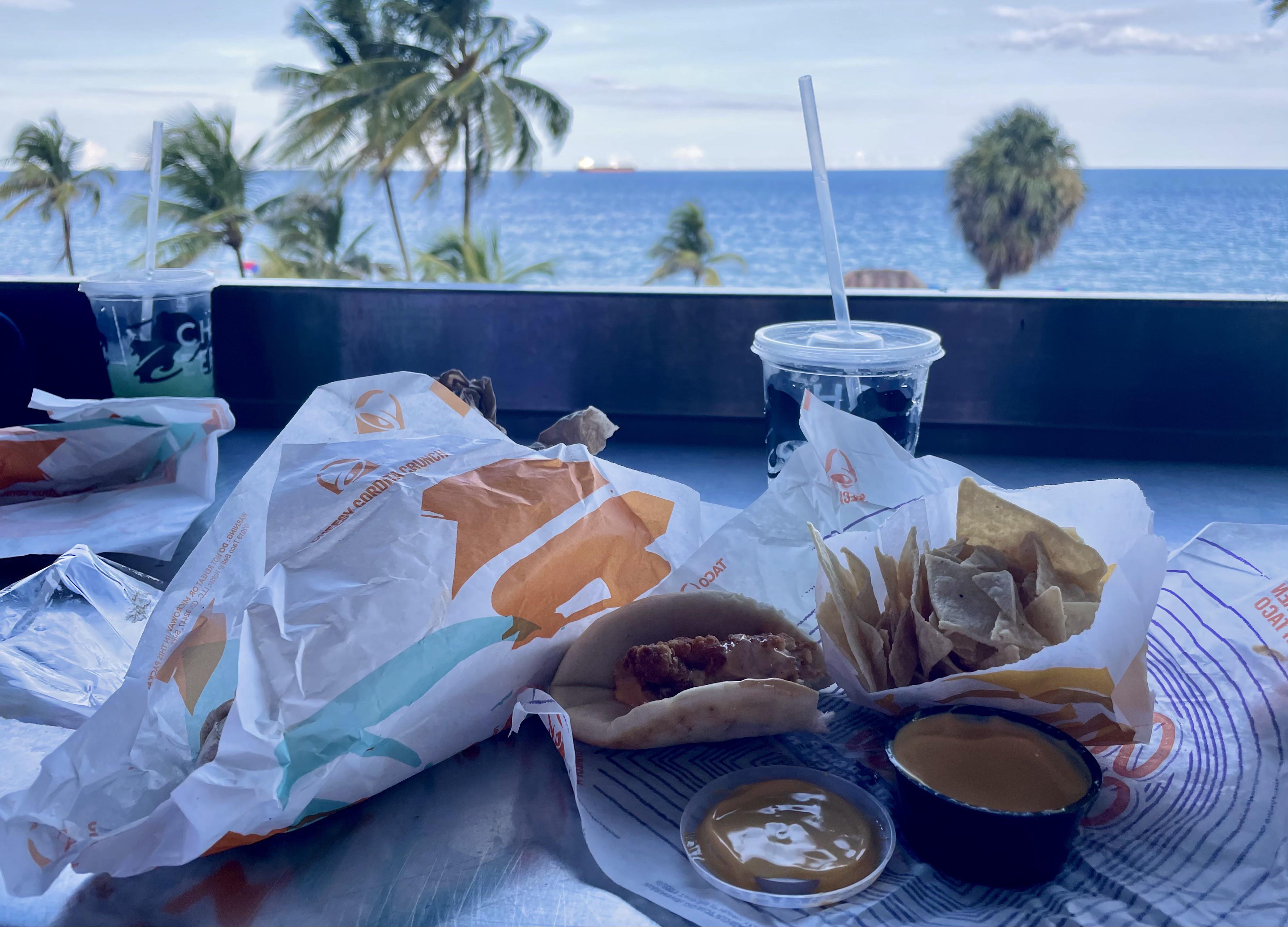 Taco Bell Cantina in Fort Lauderdale r/tacobell