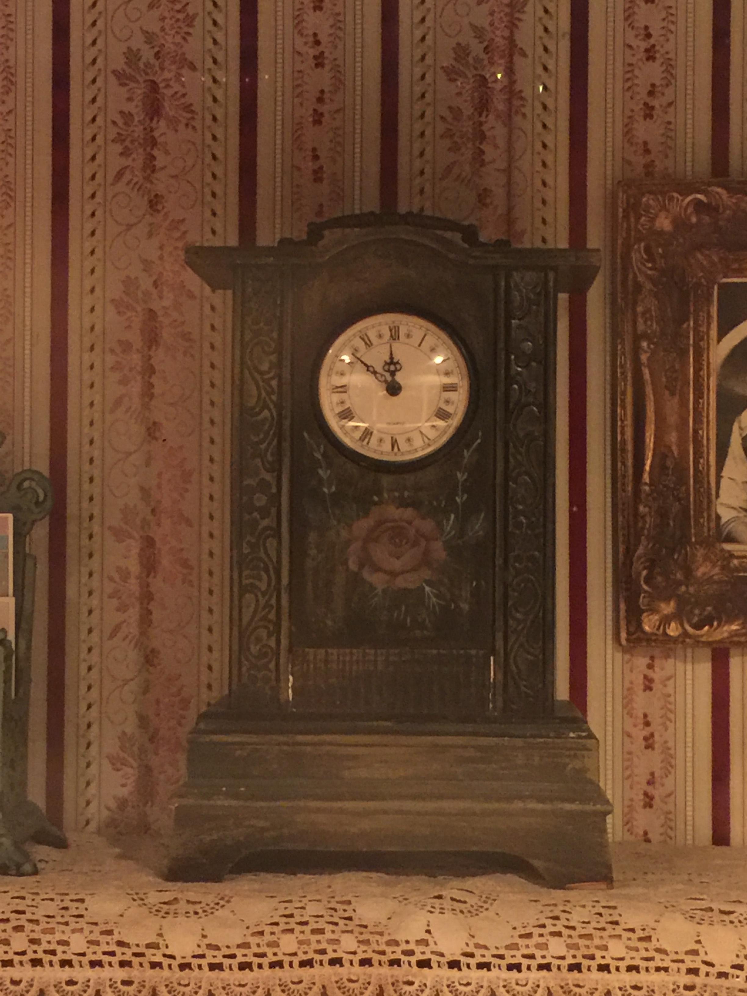 Tick tock, This clock r/whereindisneyland