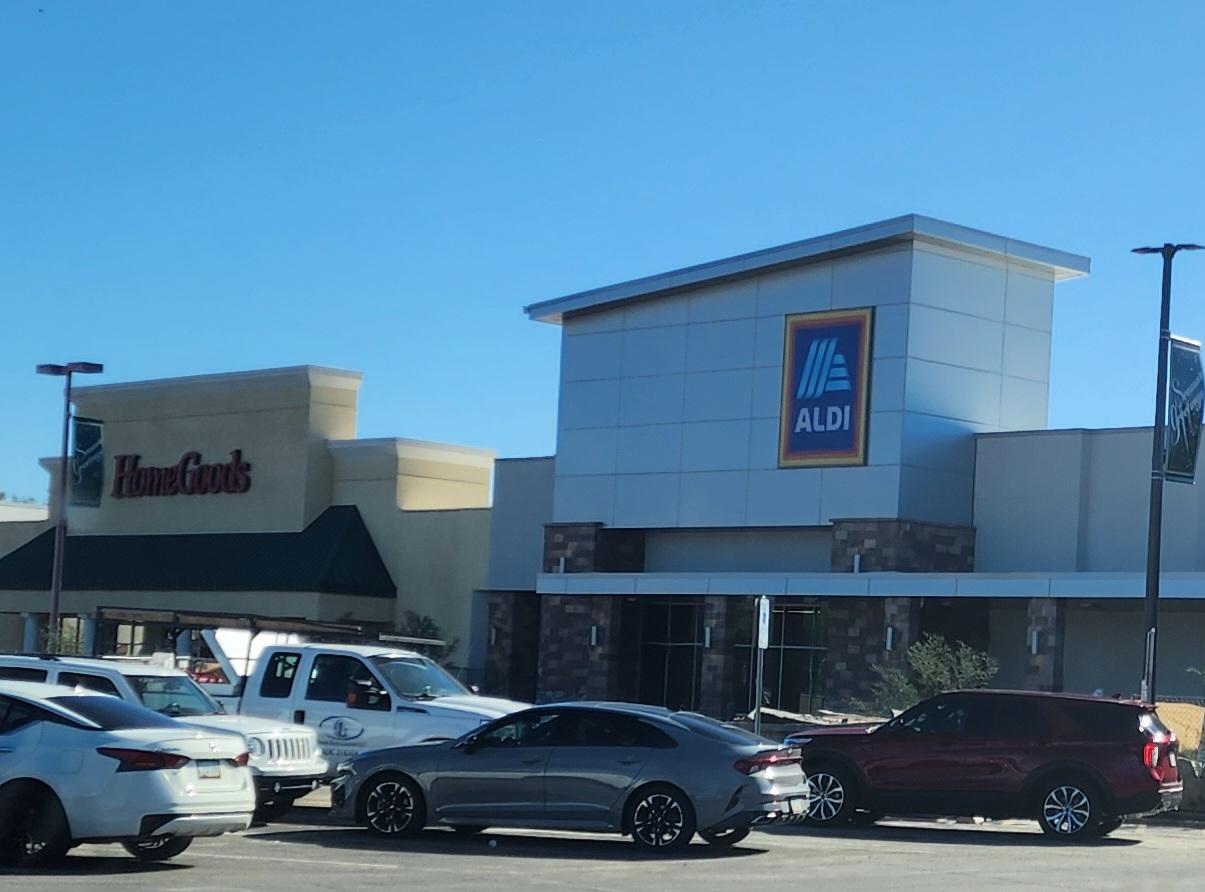 Aldi opening early Jan, Tatum & Cactus 🍓 r/phoenix