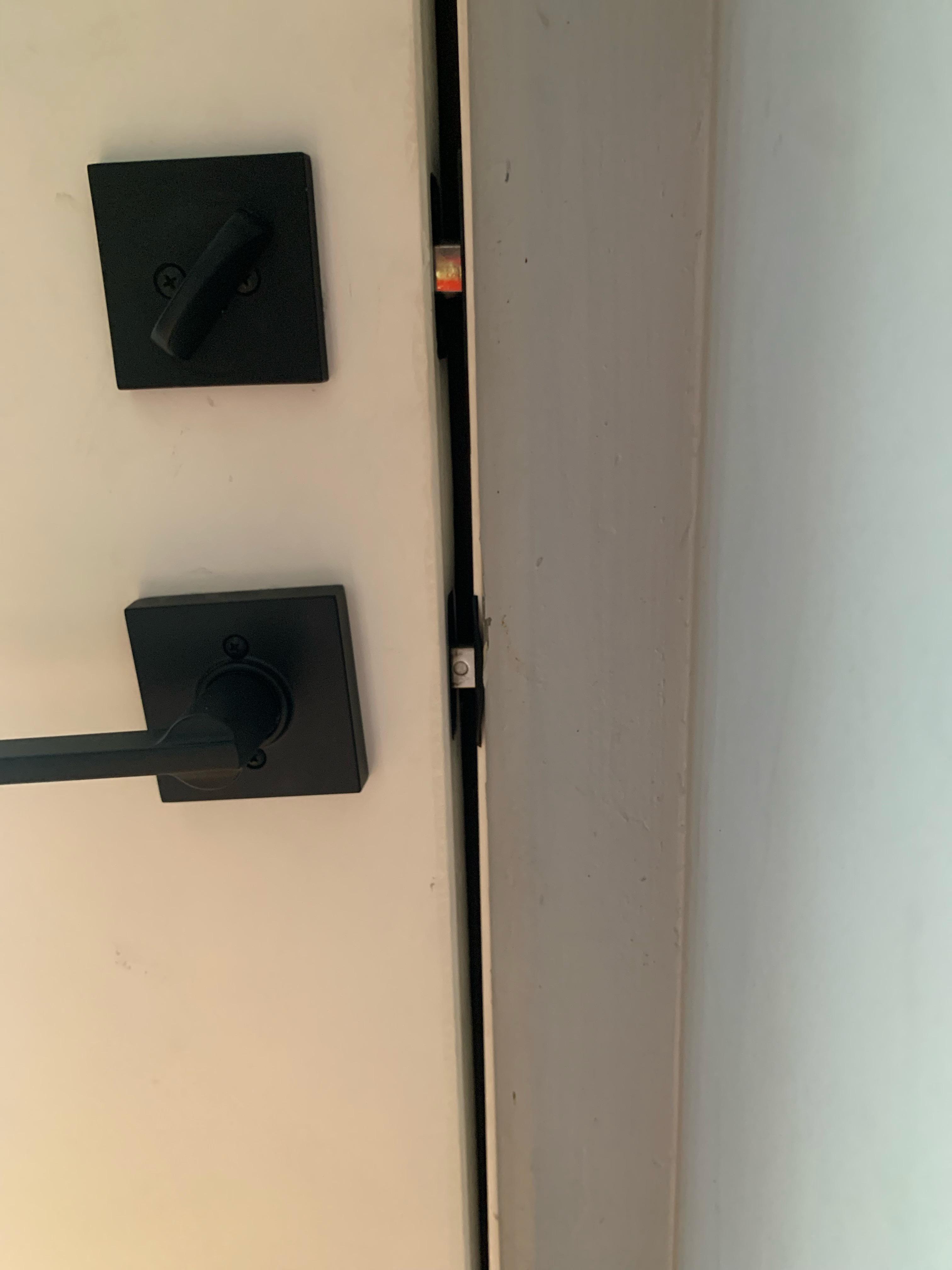 Door gap : r/HomeImprovement