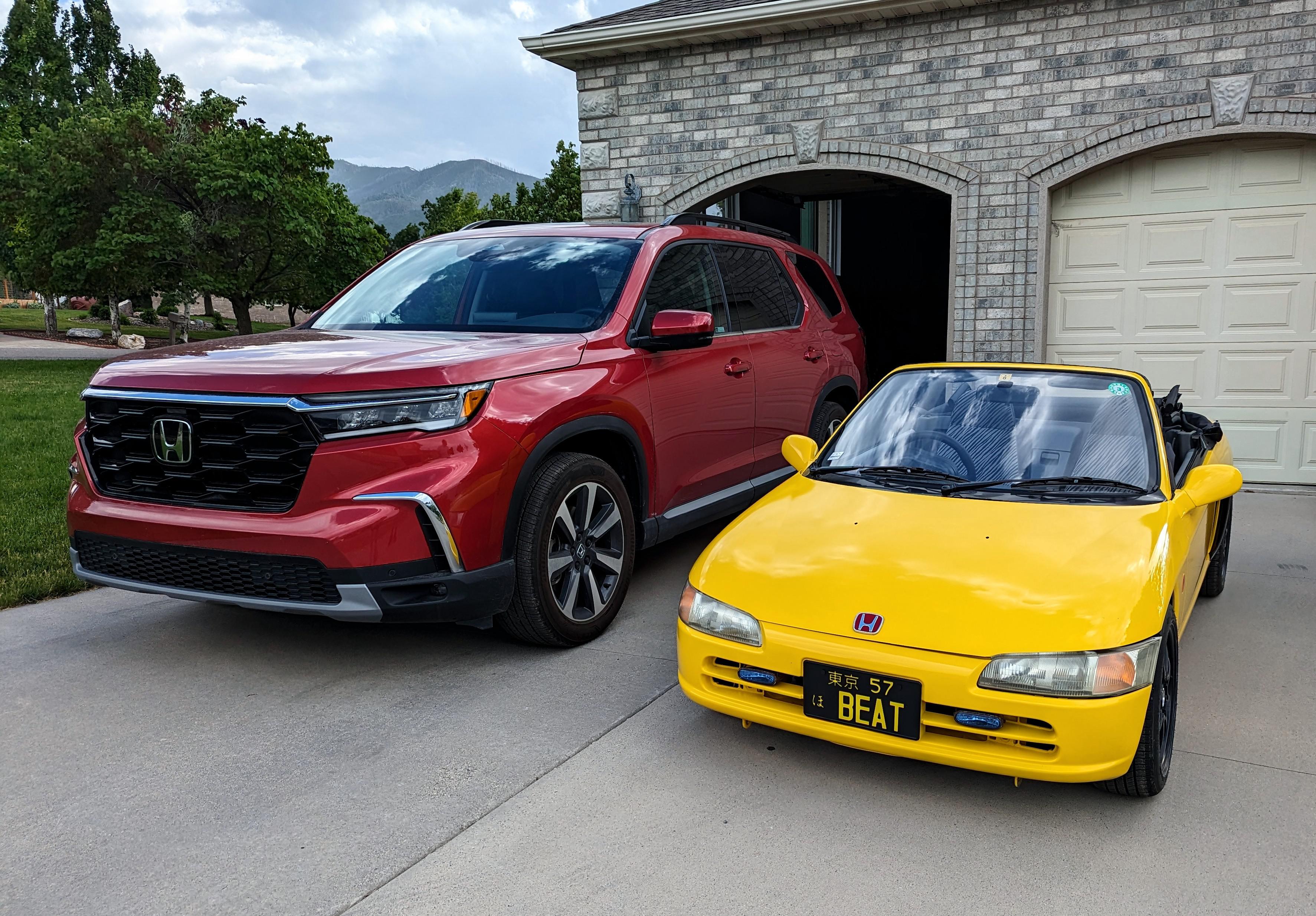 My mom's new Honda and my new Honda r/Honda