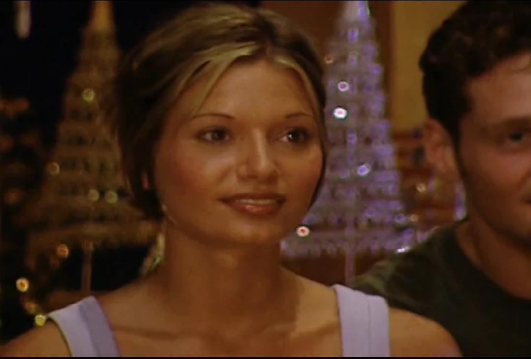 Erin's luxury item was based r/survivor