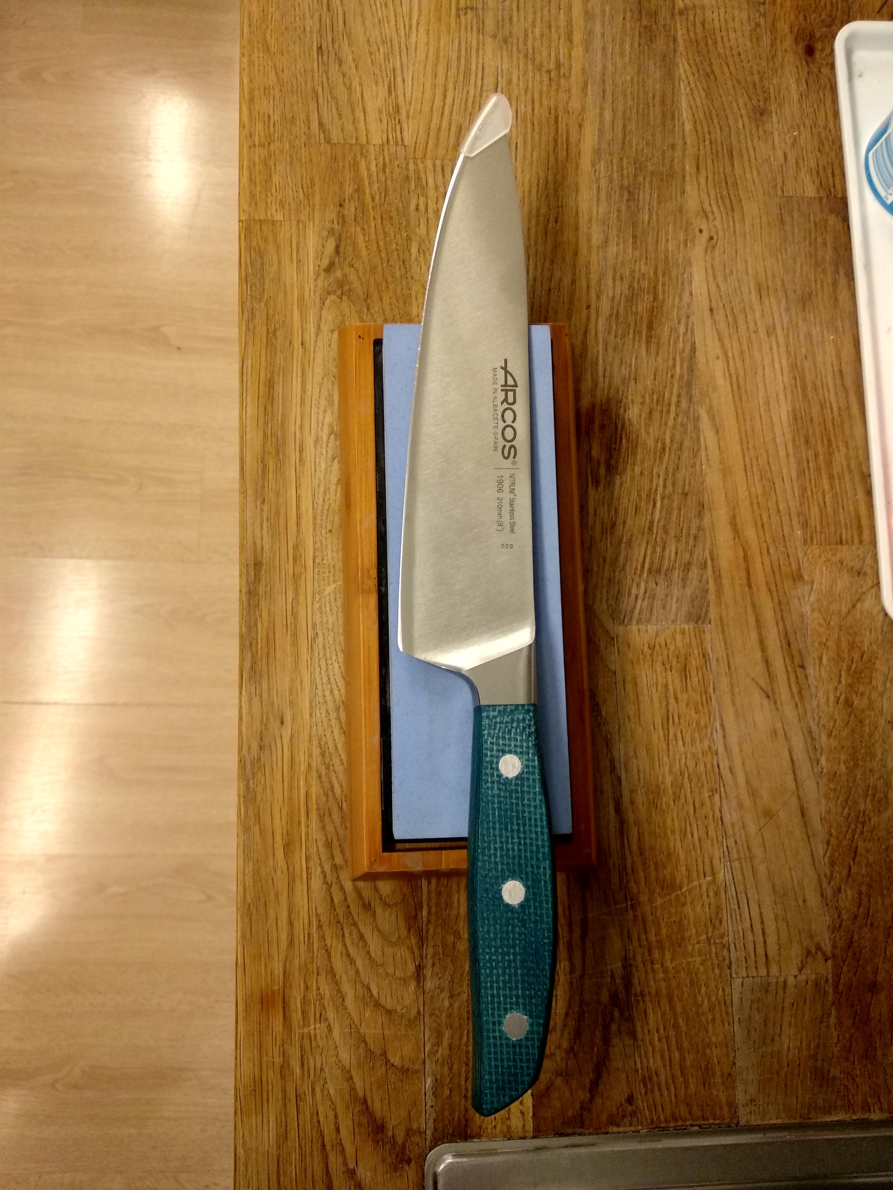 Spanish brand Arcos, Brooklyn 210mm knife r/chefknives