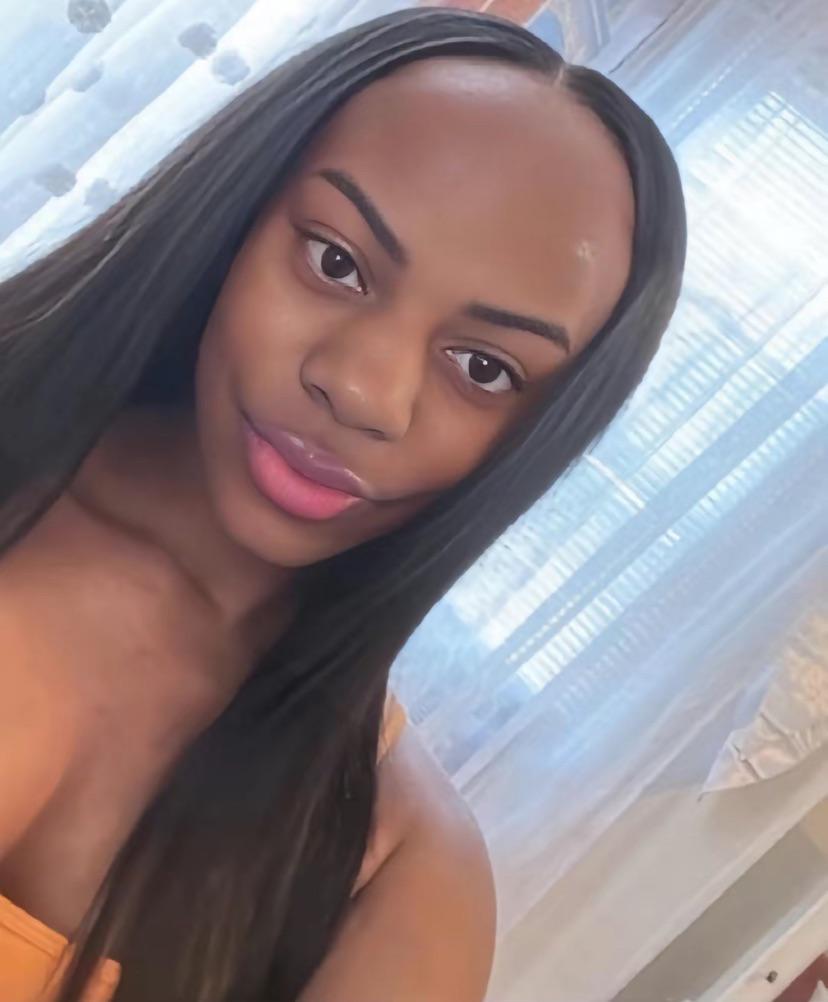 Smash or pass deshae : DeshaeFrostTwitch