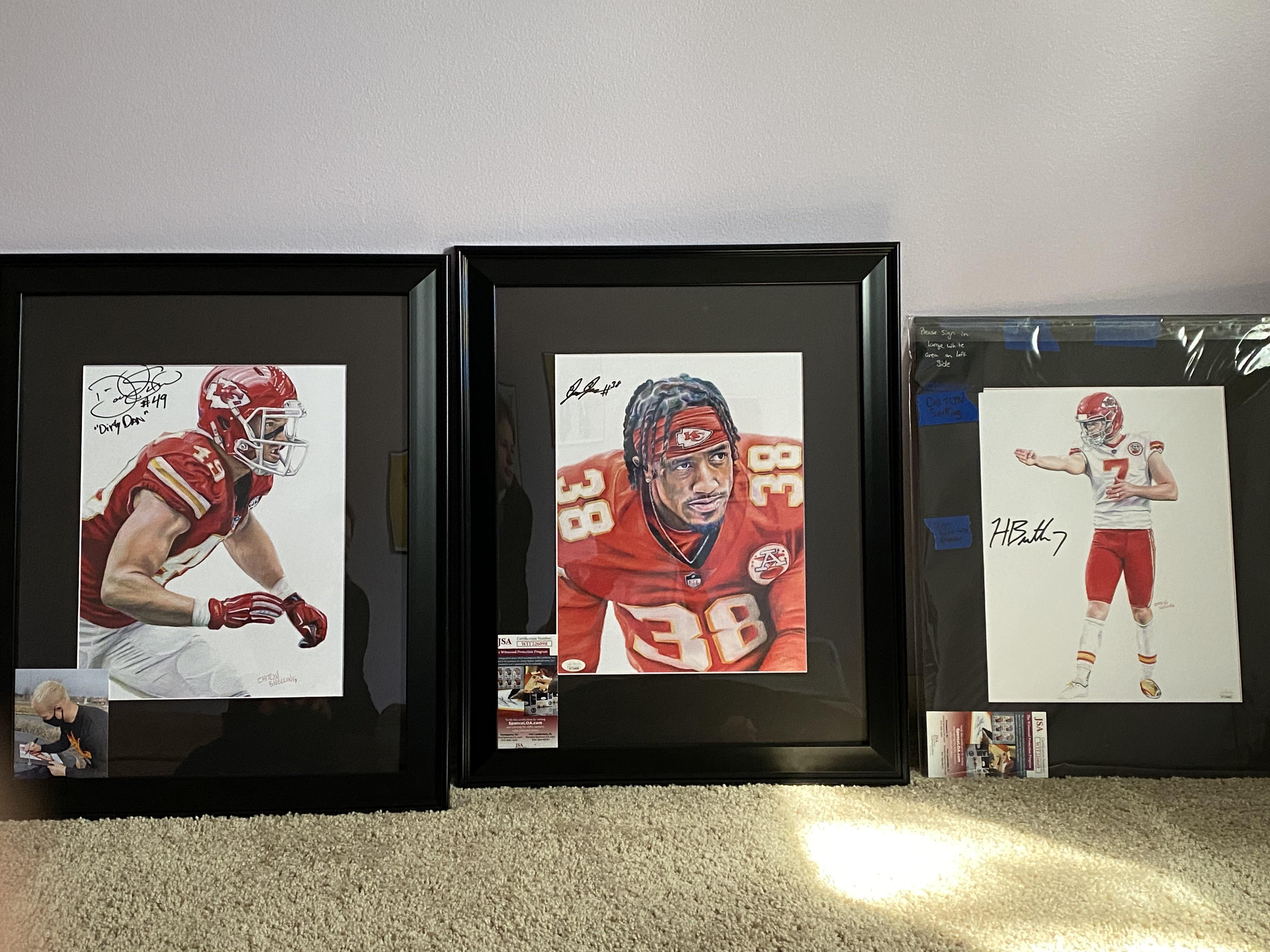 I got these Caitlyn Snelling art drawings autographed and getting them