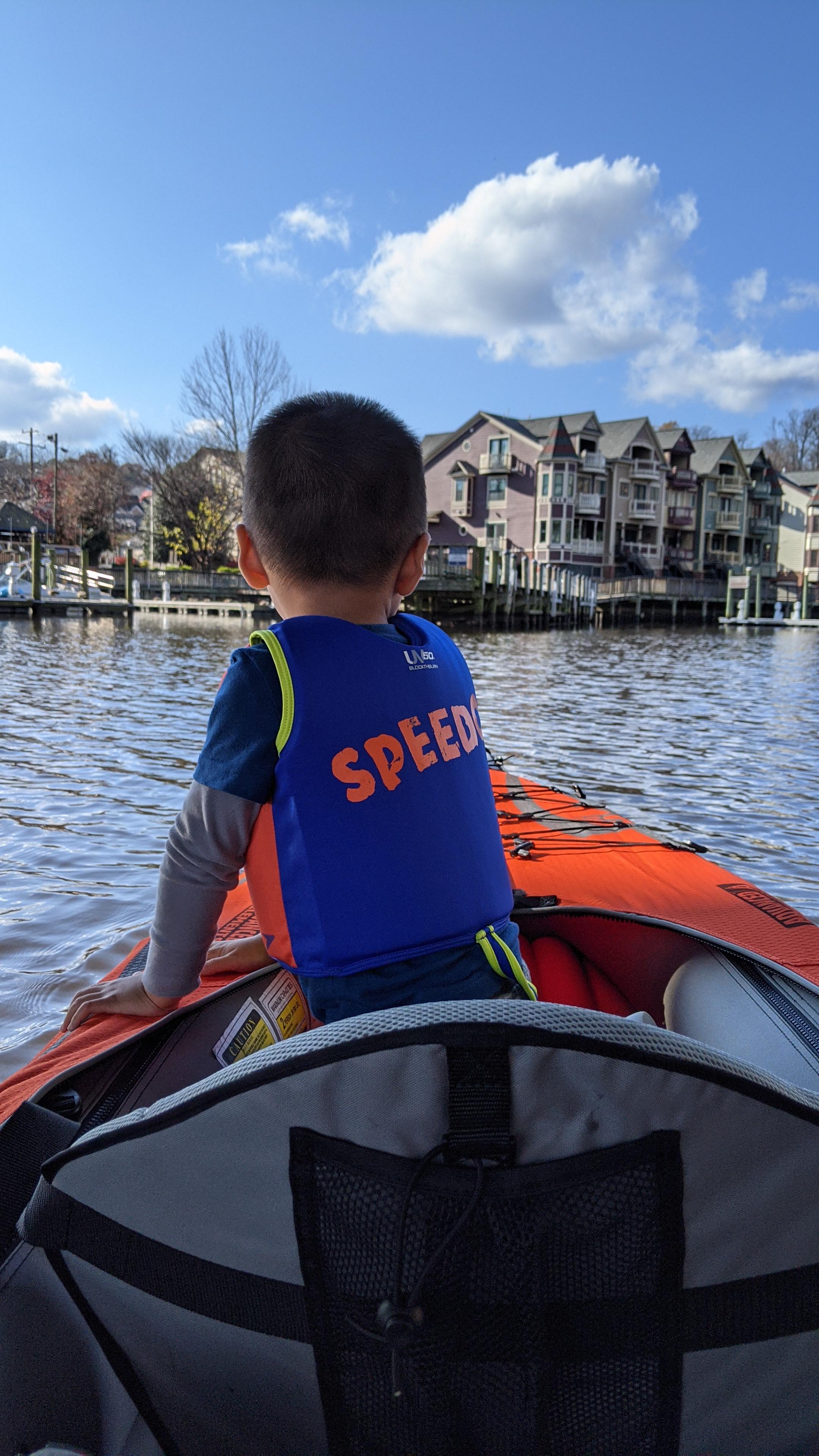 Unseasonably warm Thanksgiving kayaking on the Occoquan river in N. VA