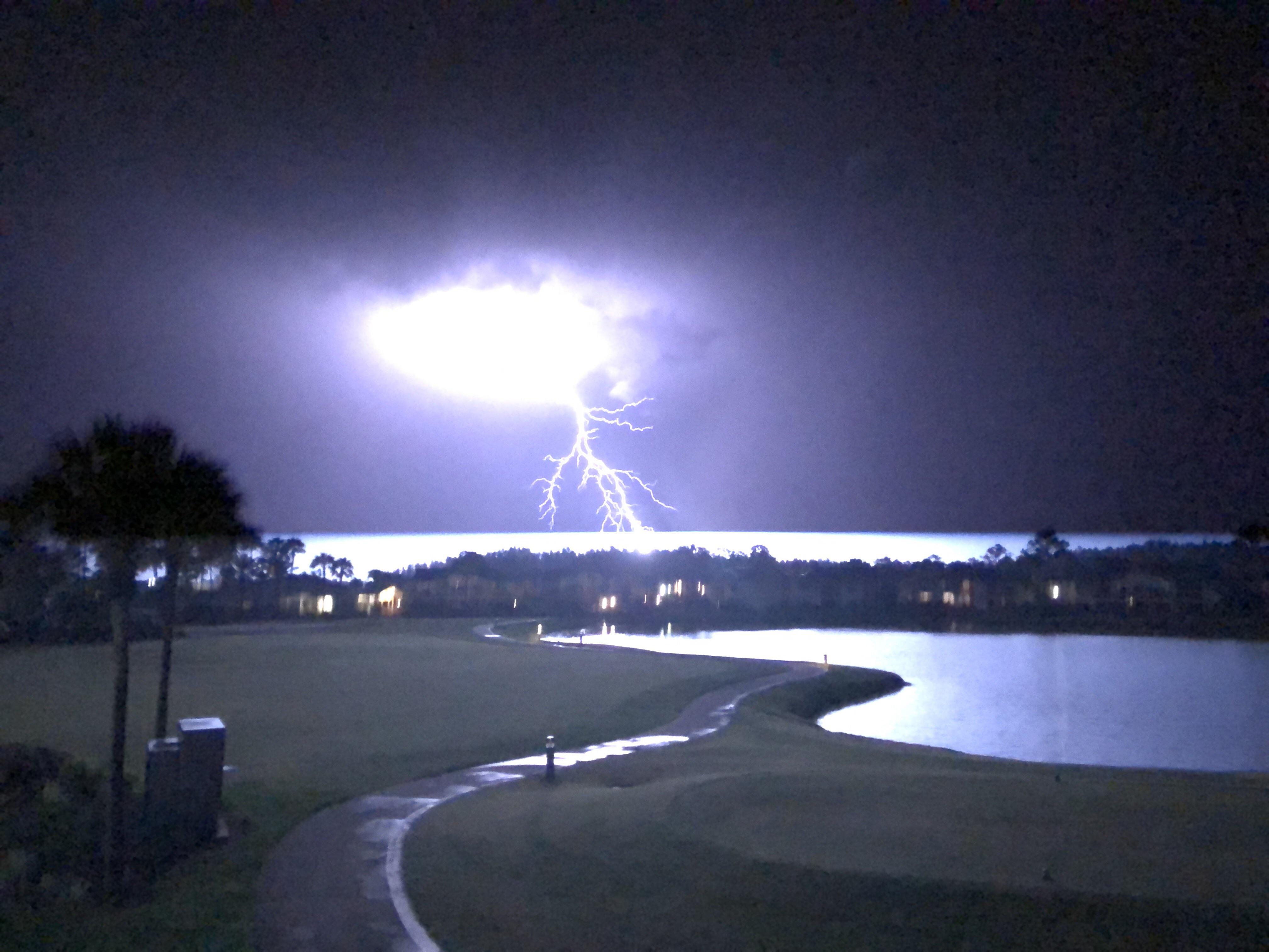 Thunderstorm in Florida last night r/pics