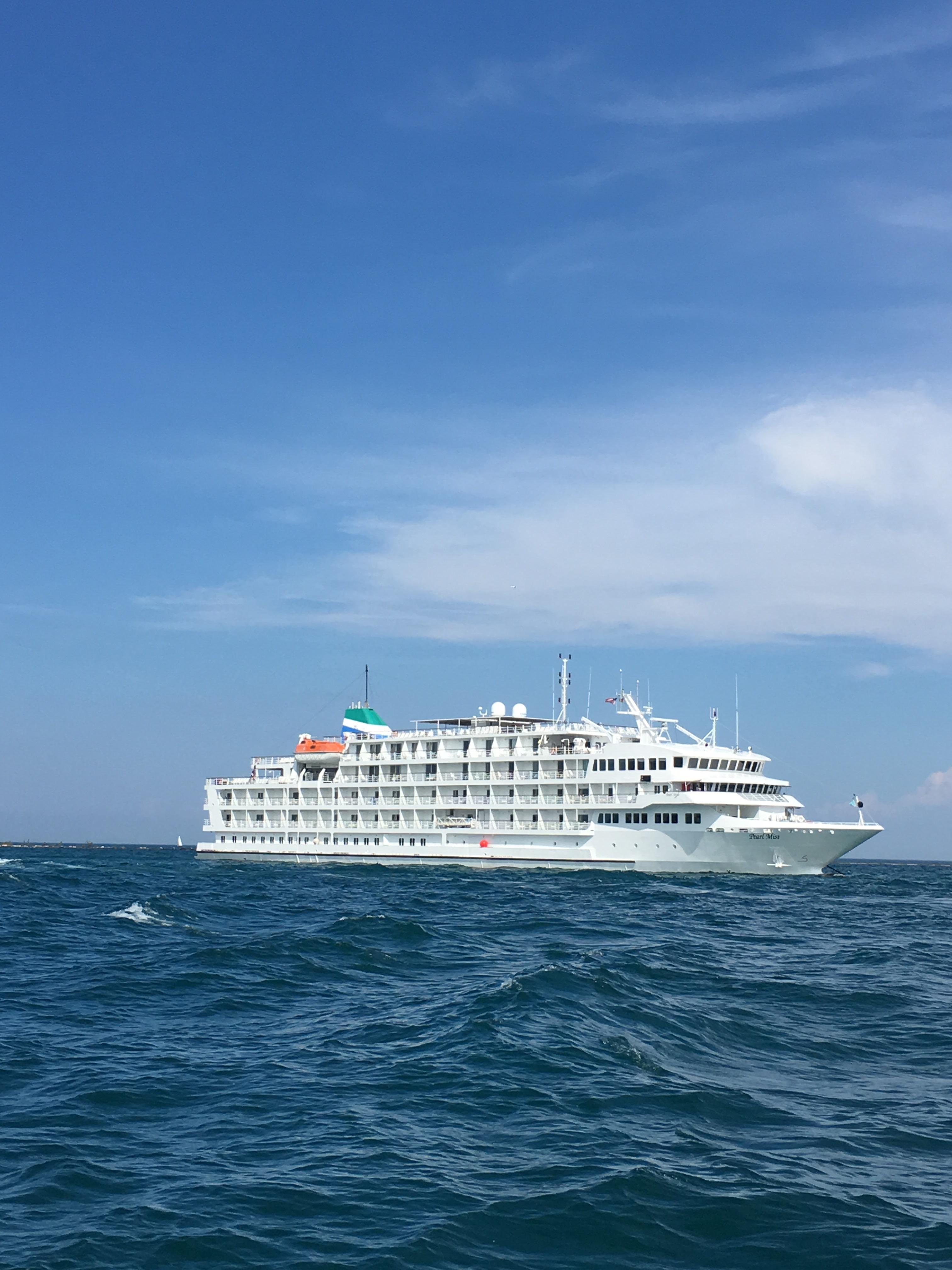 This cruise ship on Lake Michigan. mildlyinteresting
