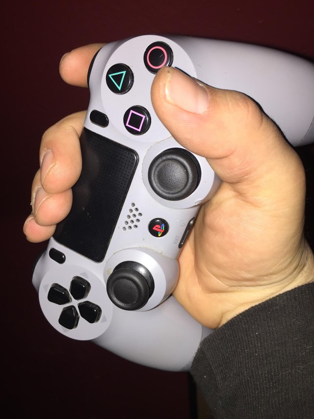 [Image]For all you "Dreams" users! I had this idea to use the DS4 as a