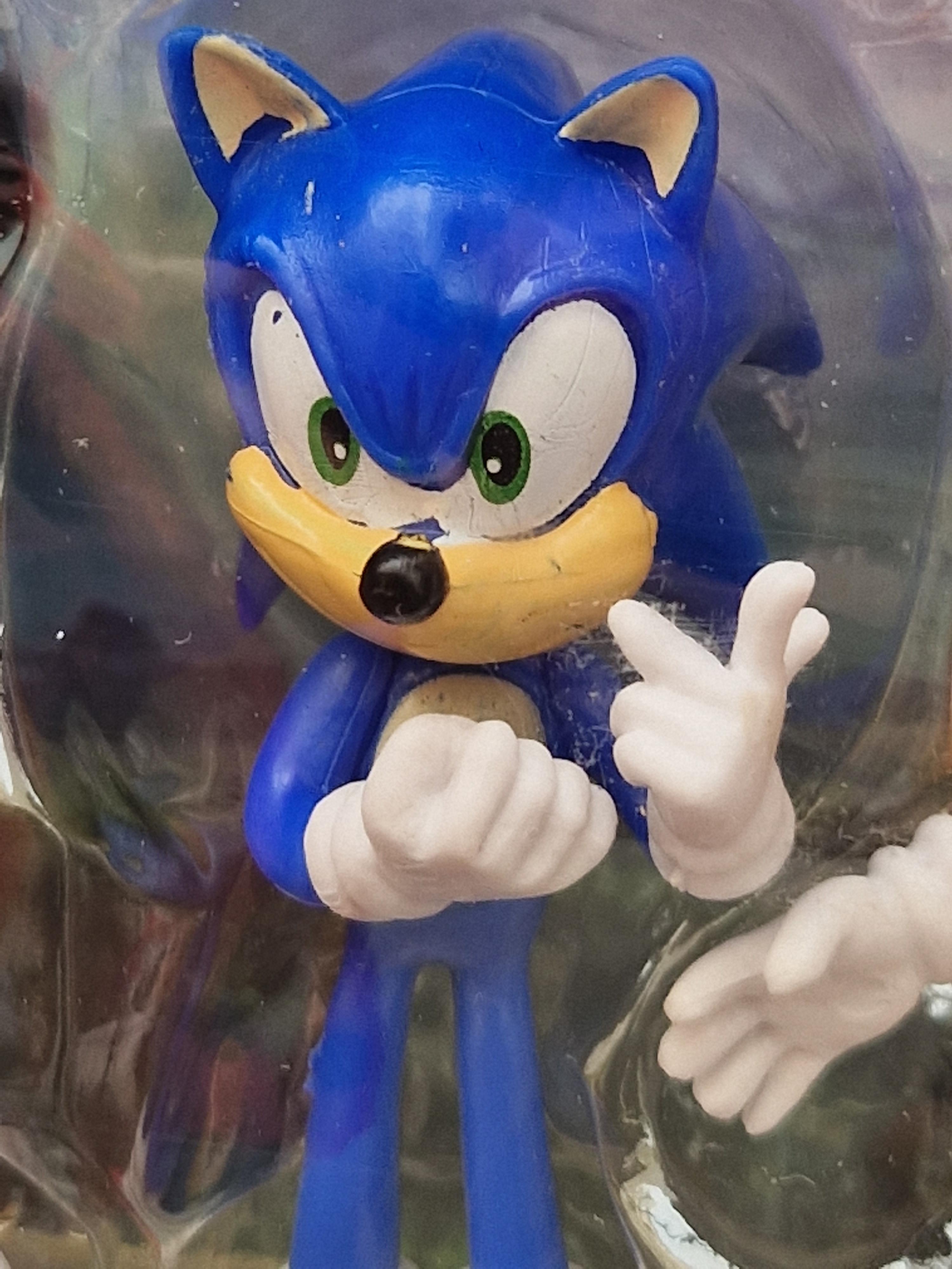 Bootleg Sonic toys never fail to amaze me. r/SonicTheHedgehog