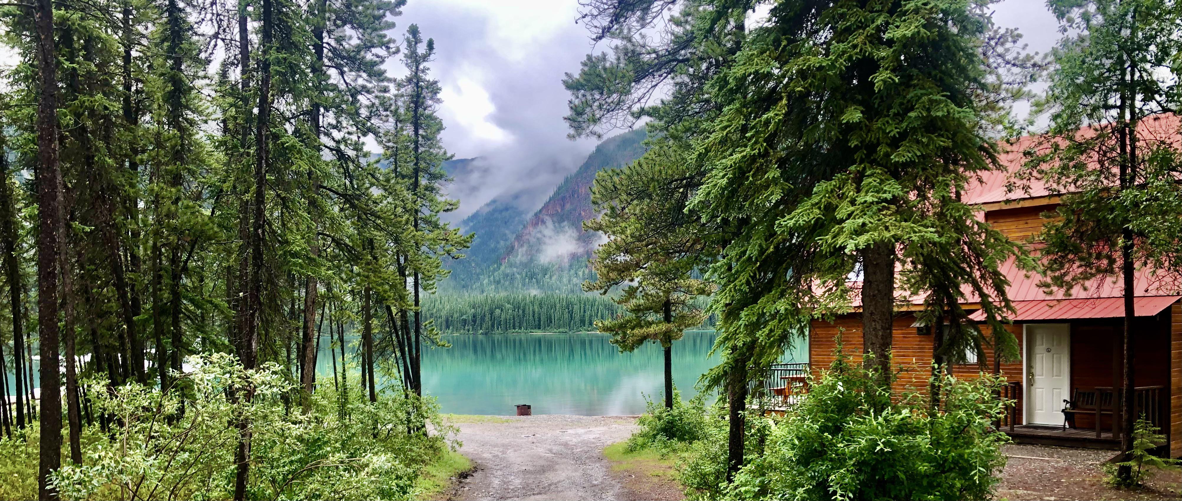 Muncho Lake r/britishcolumbia