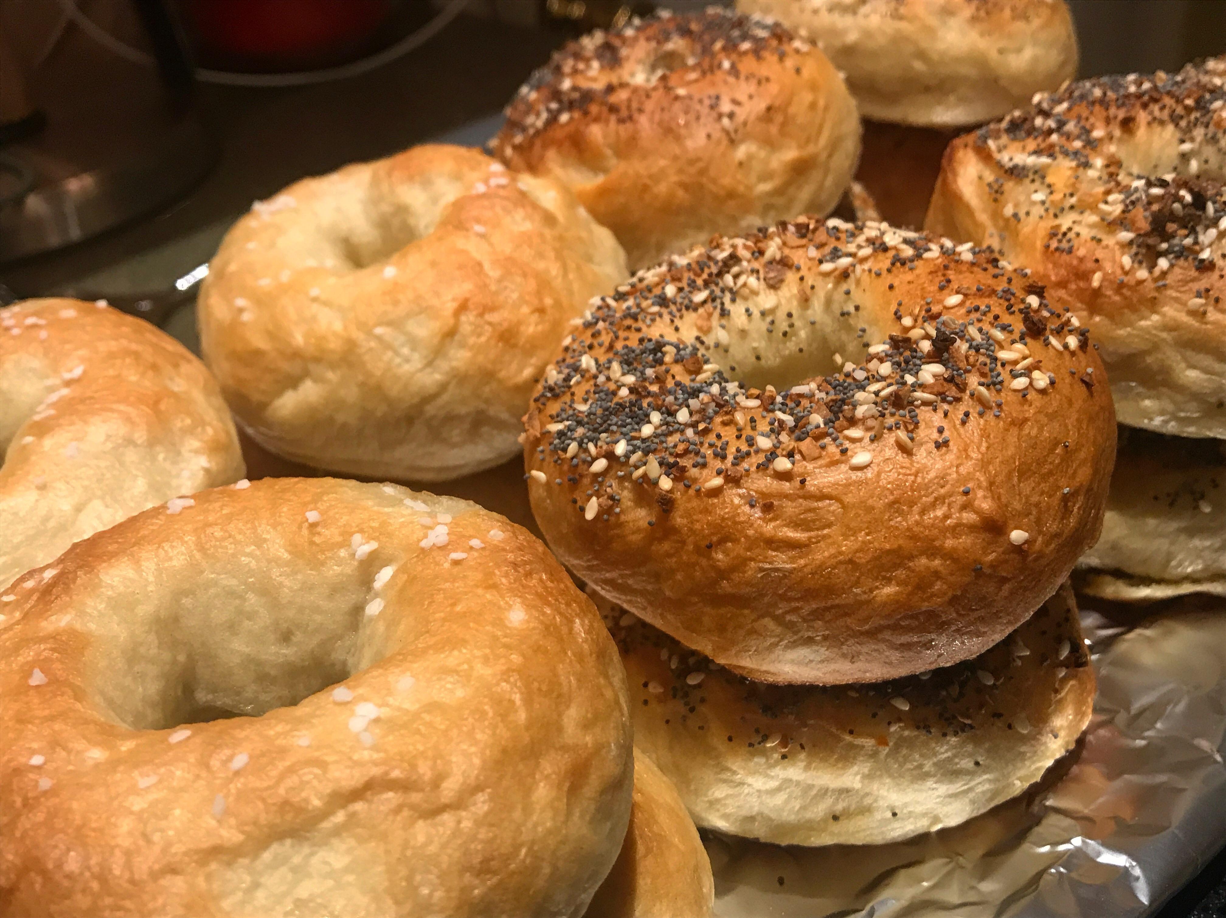 [Homemade] Sea salt and everything bagels r/food