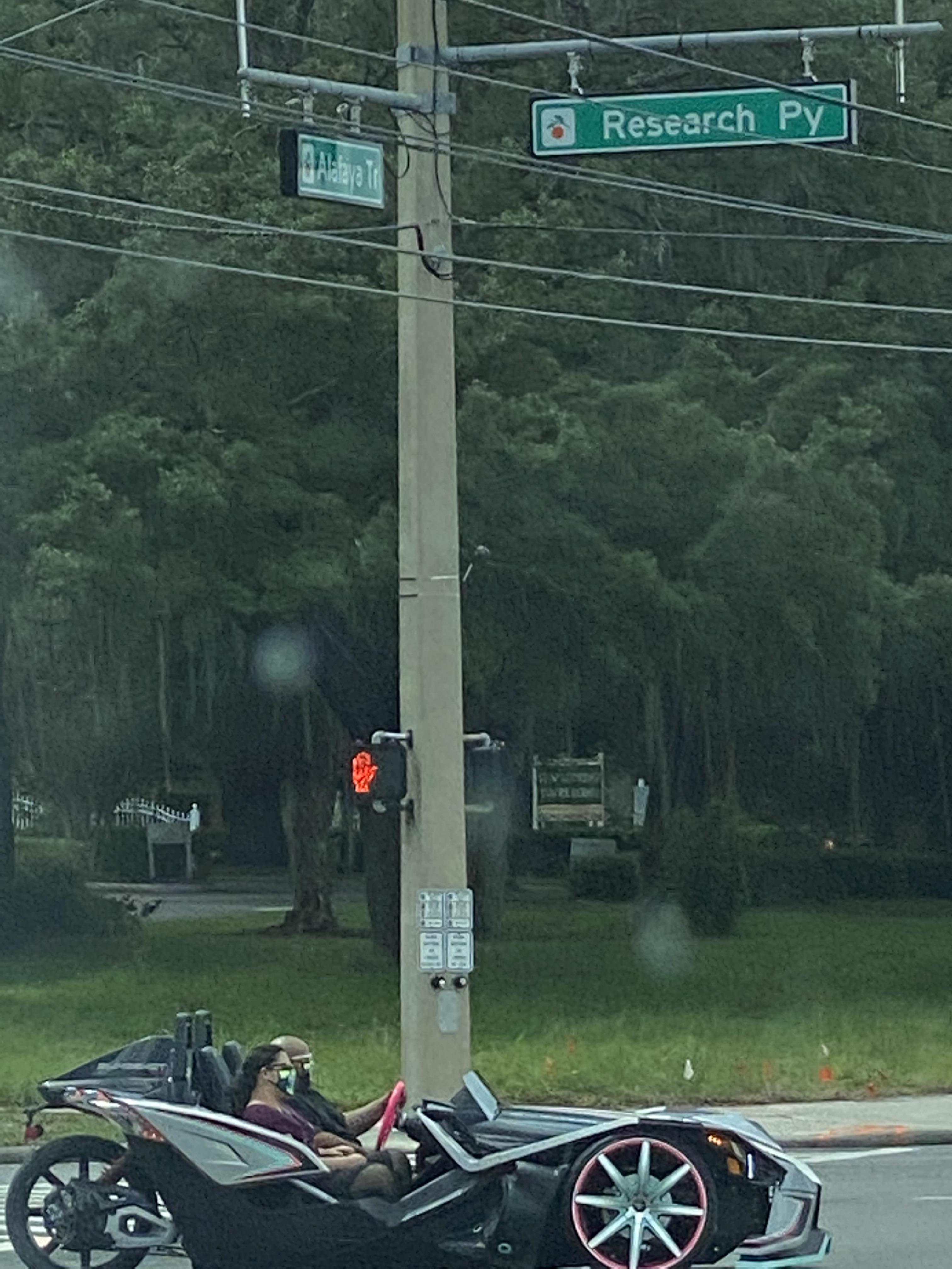Does this count as a car? Wild paint job too. r/namethatcar
