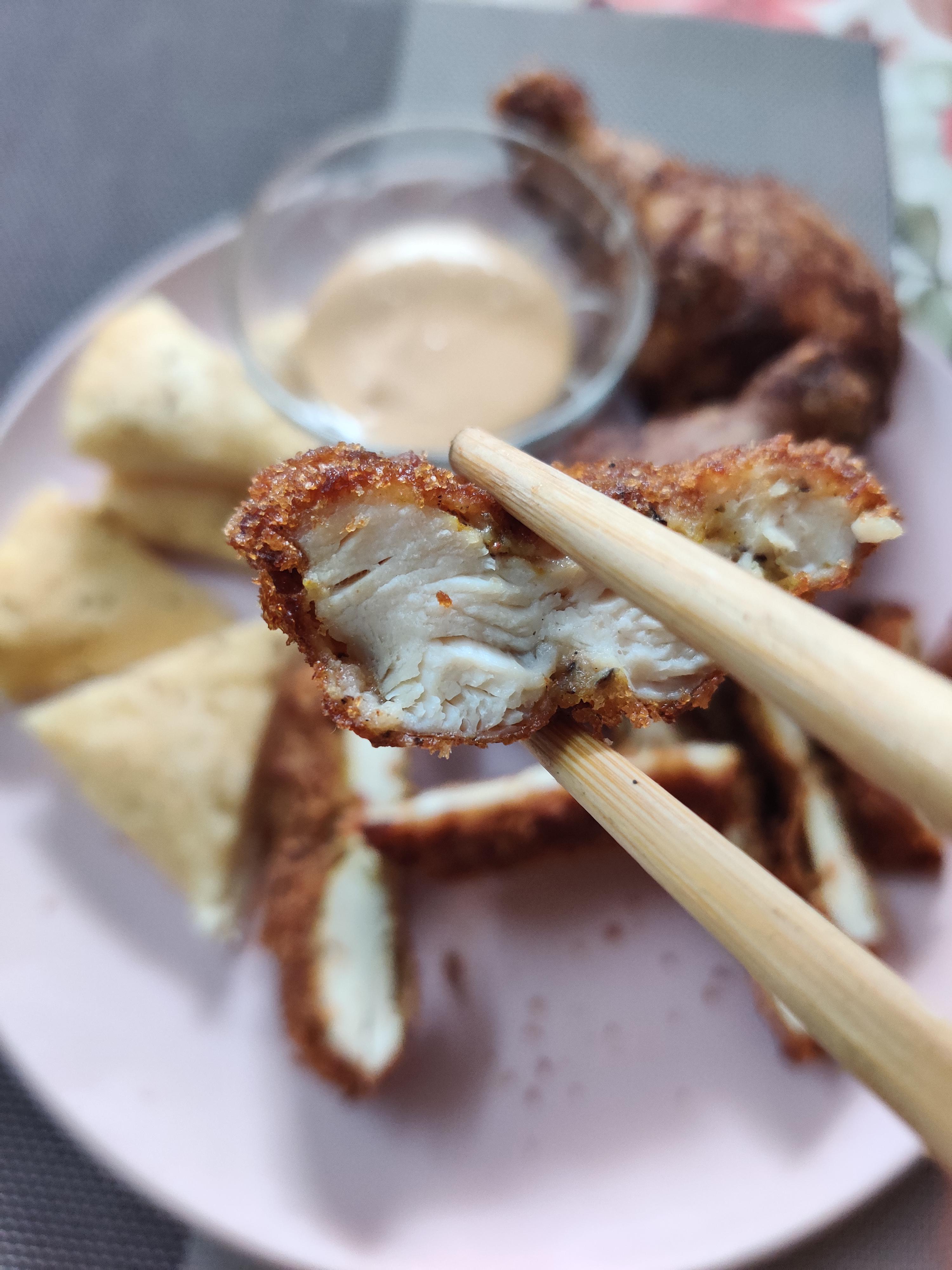 Made a homemade horseshoe (midwest dish with toast, choice of meat, fries, and cheese sauce